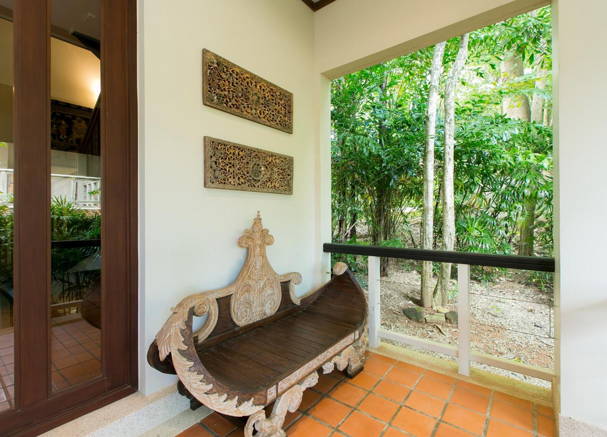 Katamanda Sooksan Near Noi * Kata Beach (Phuket)