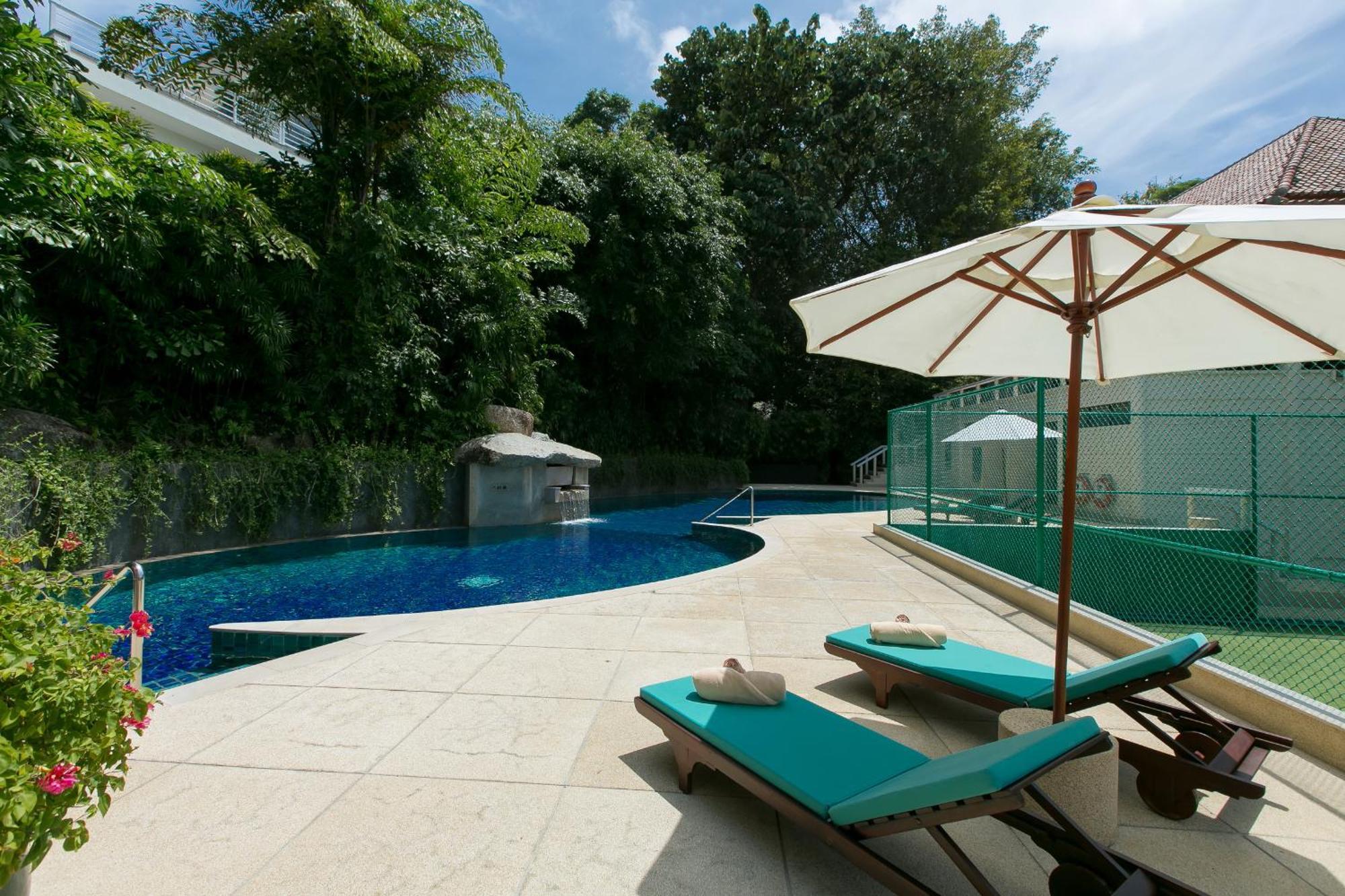 Katamanda Sooksan Near Noi Kata Beach (Phuket)
