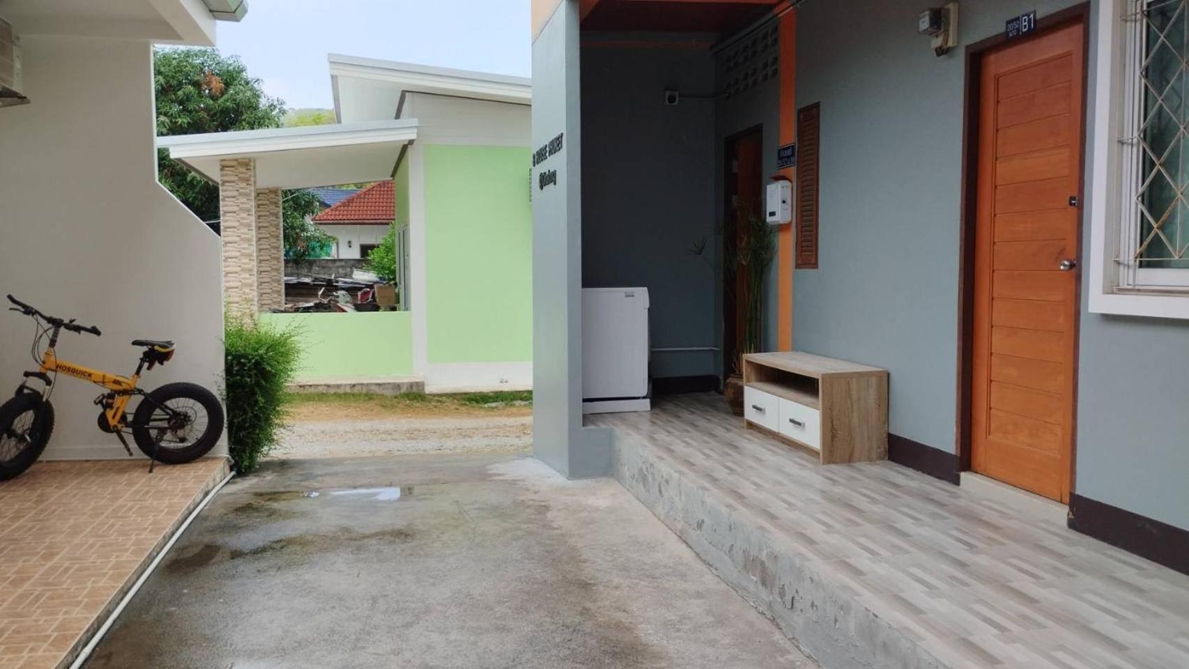 B House Phuket @chalong Apartment Chalong