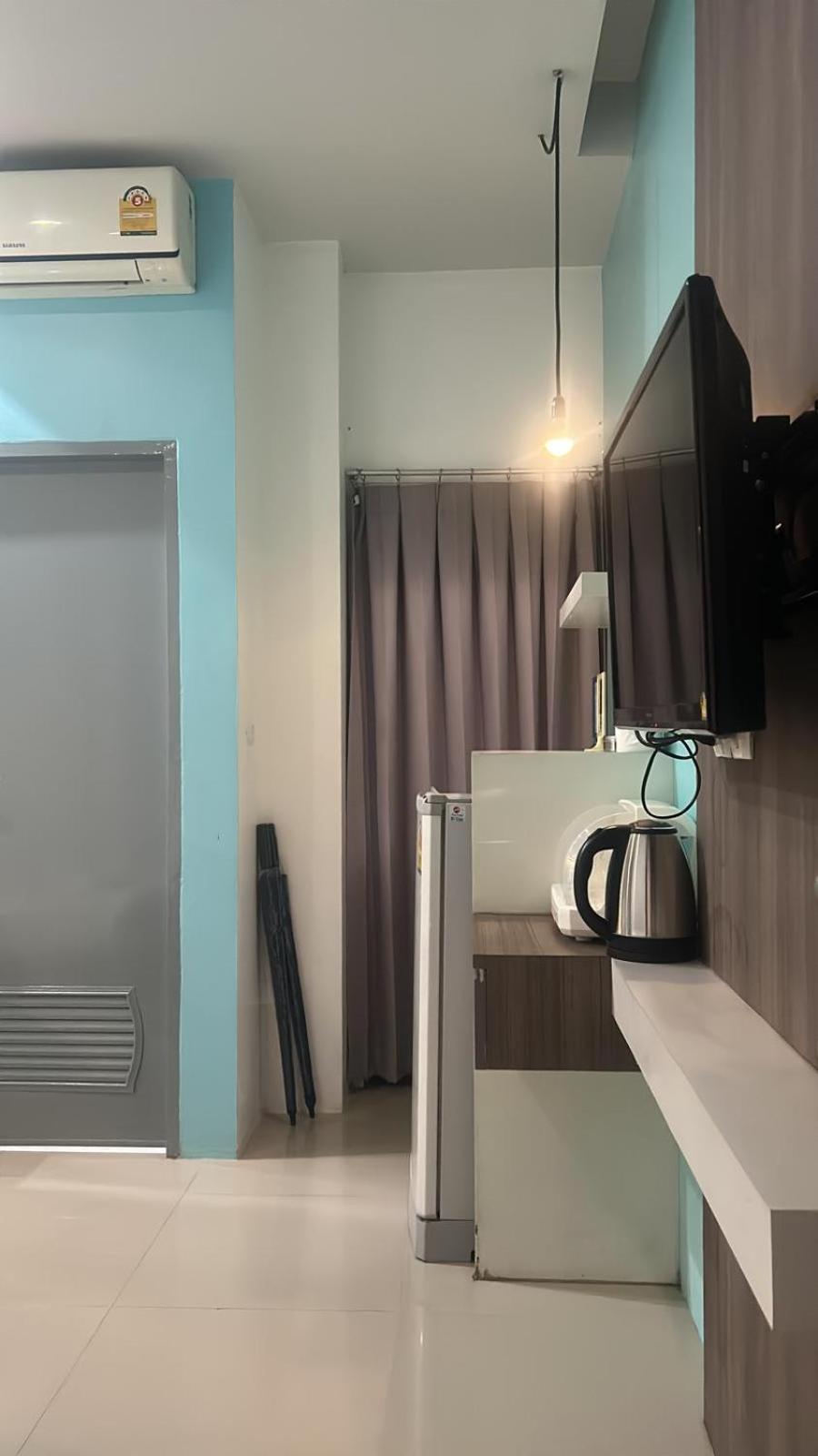 Hotel The Journey New Patong