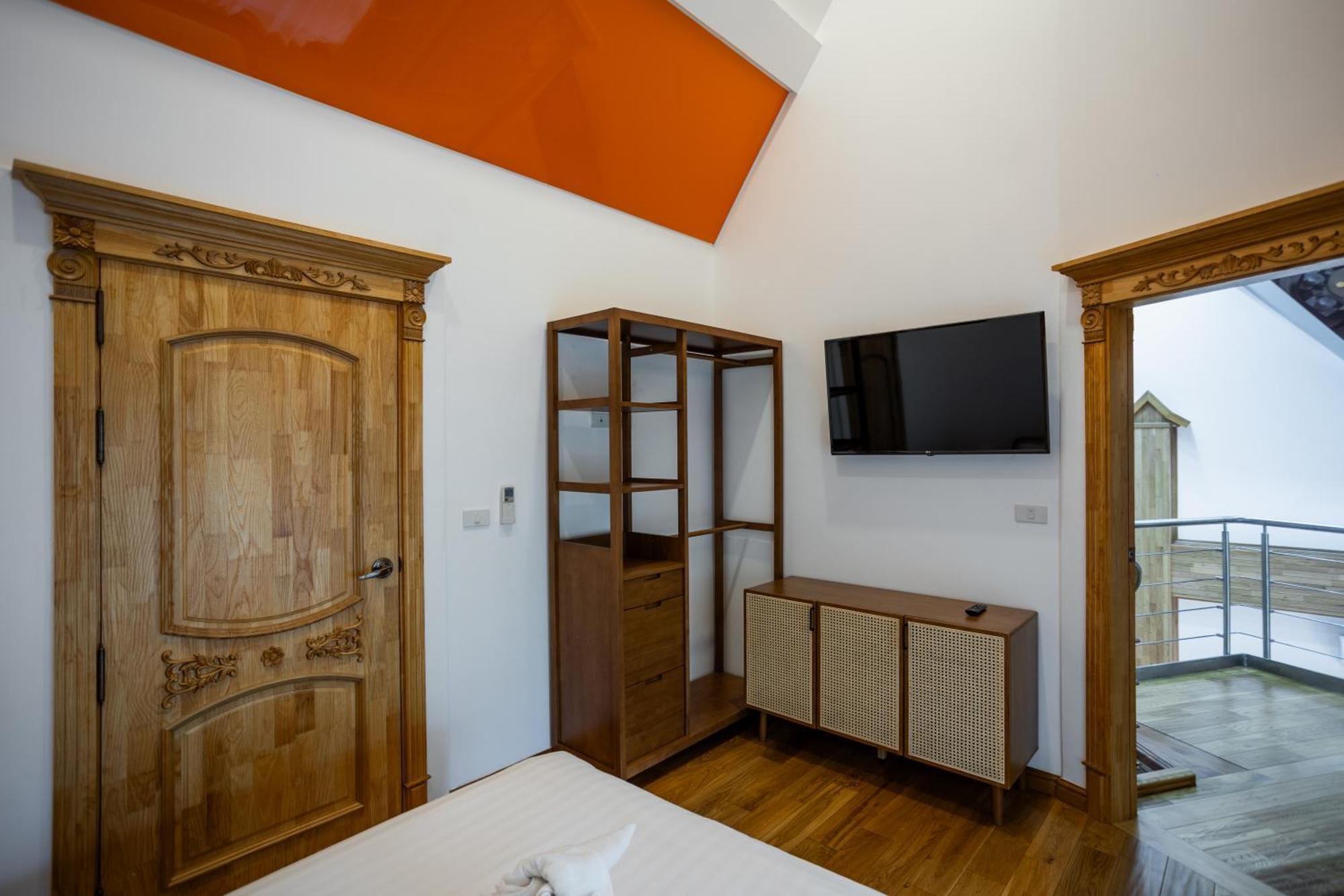 Thassia 2 4 Bedrooms - Nai Harn Villa Rawai