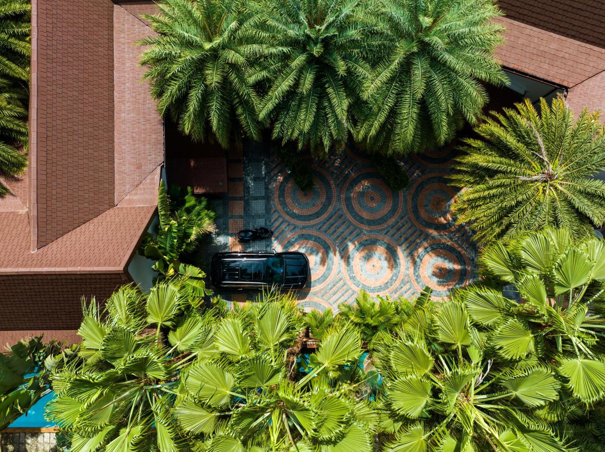 Thassia 2 4 Bedrooms - Nai Harn