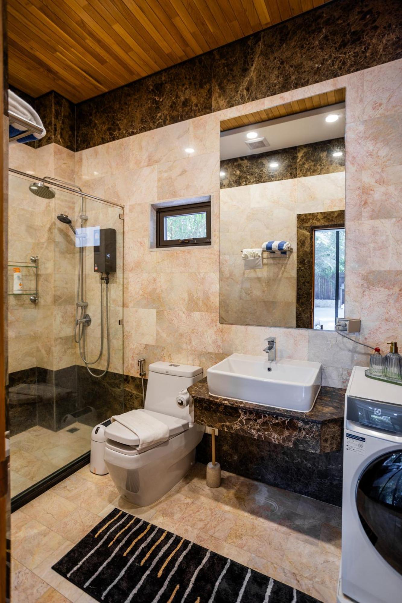 Thassia 2 4 Bedrooms - Nai Harn * Rawai