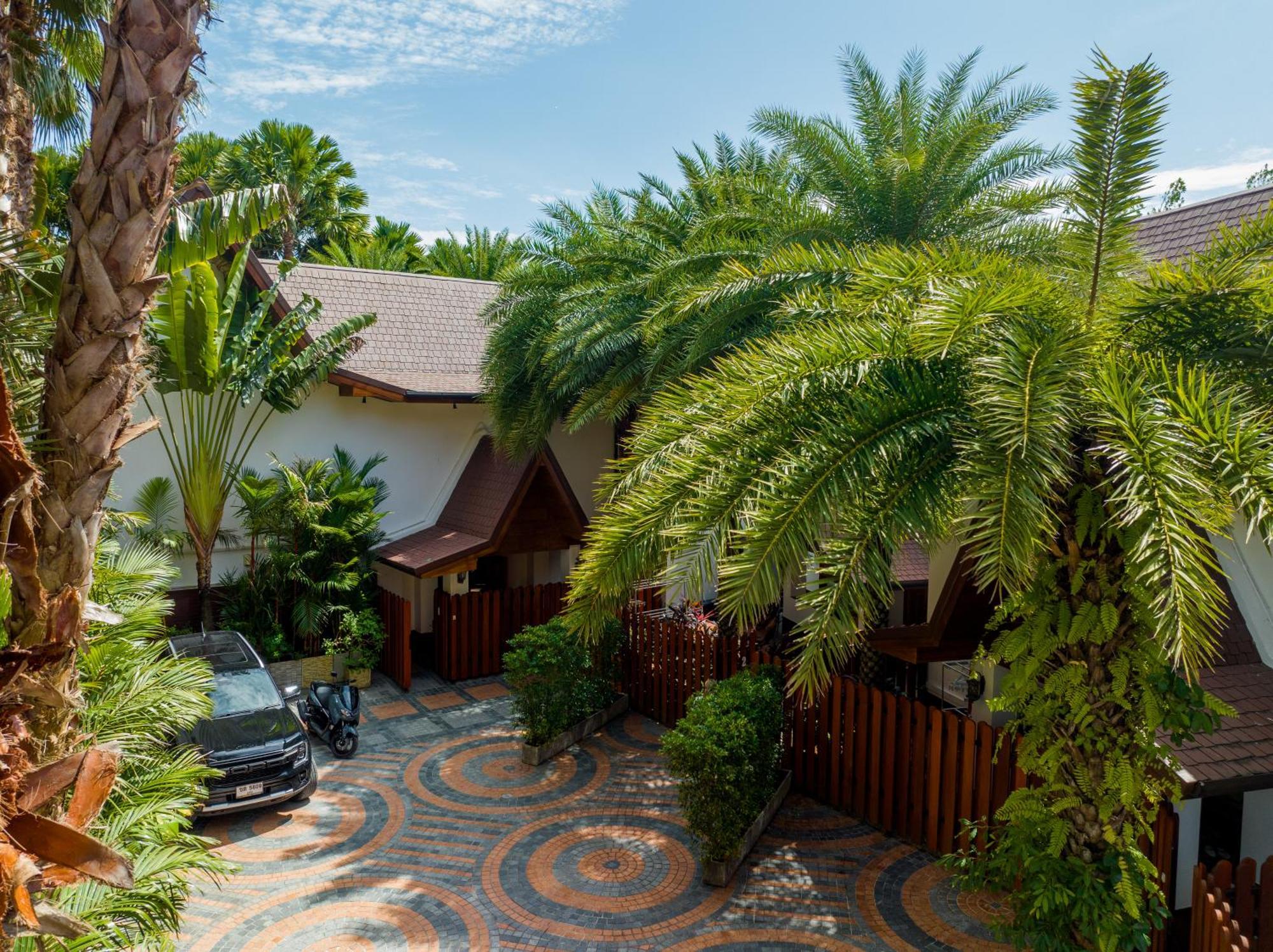 Thassia 2 4 Bedrooms - Nai Harn