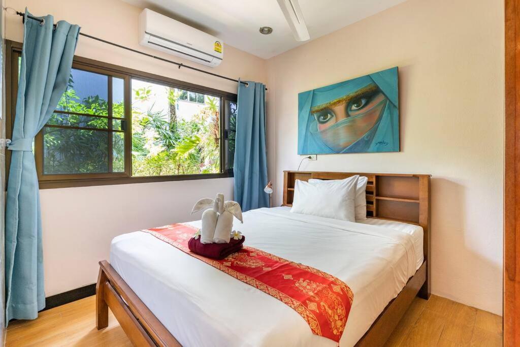 Holiday home 4-5 Bedroom At Beach, Pool