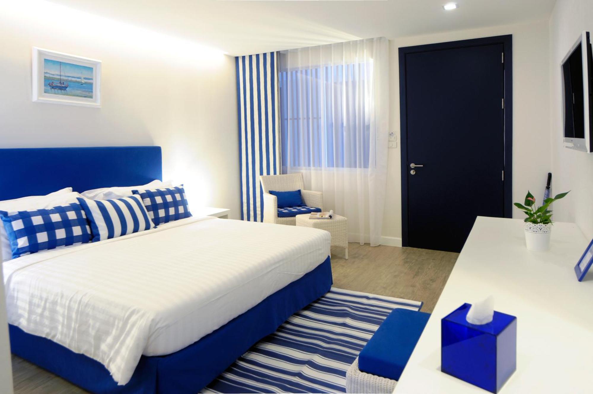 Phuket Boat Quay Hotel