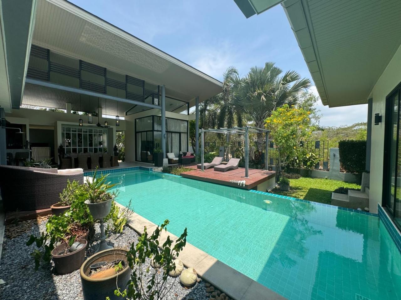 Ibiscus By G Estate *