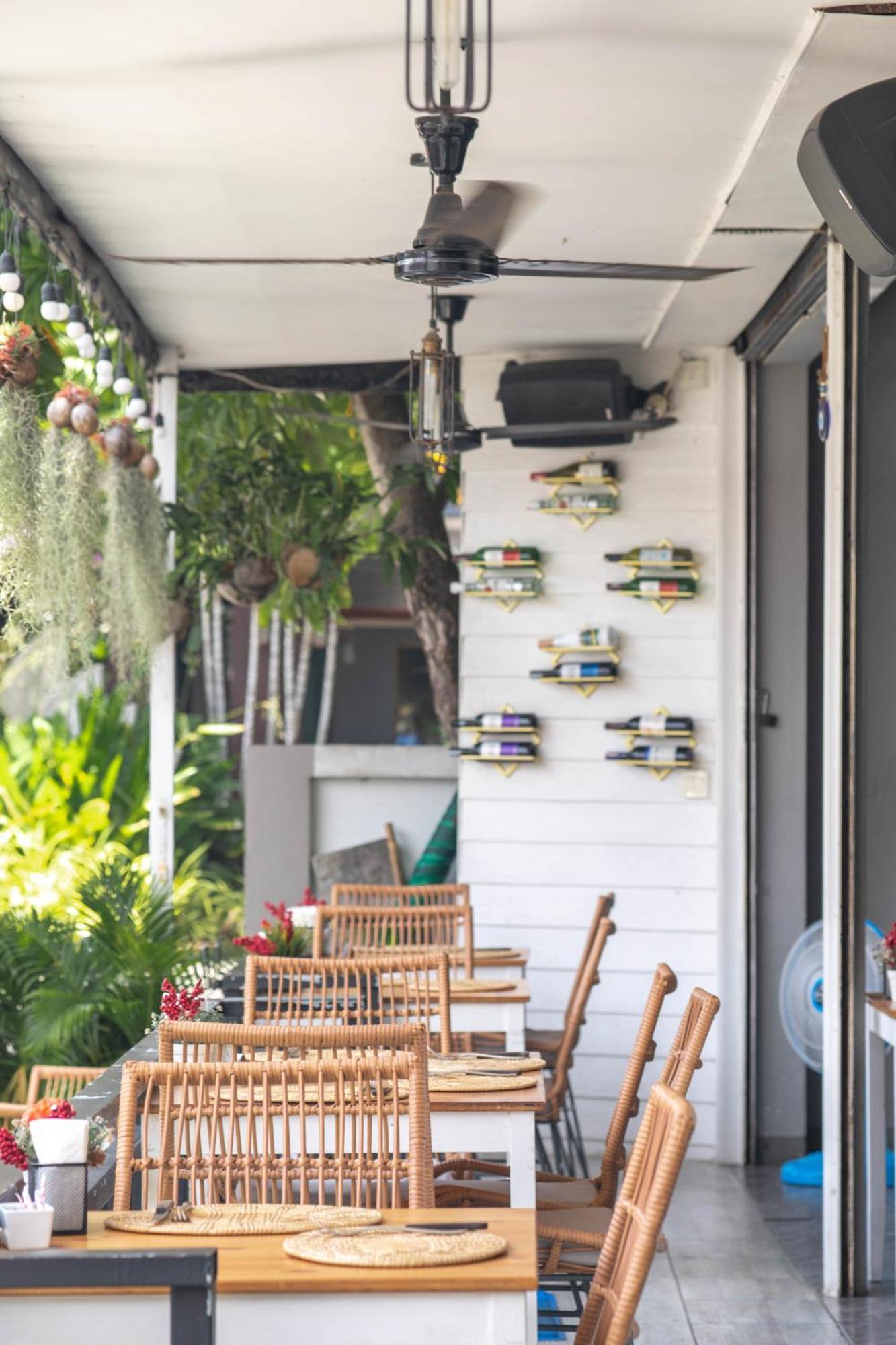 Station Boutique Hostel *