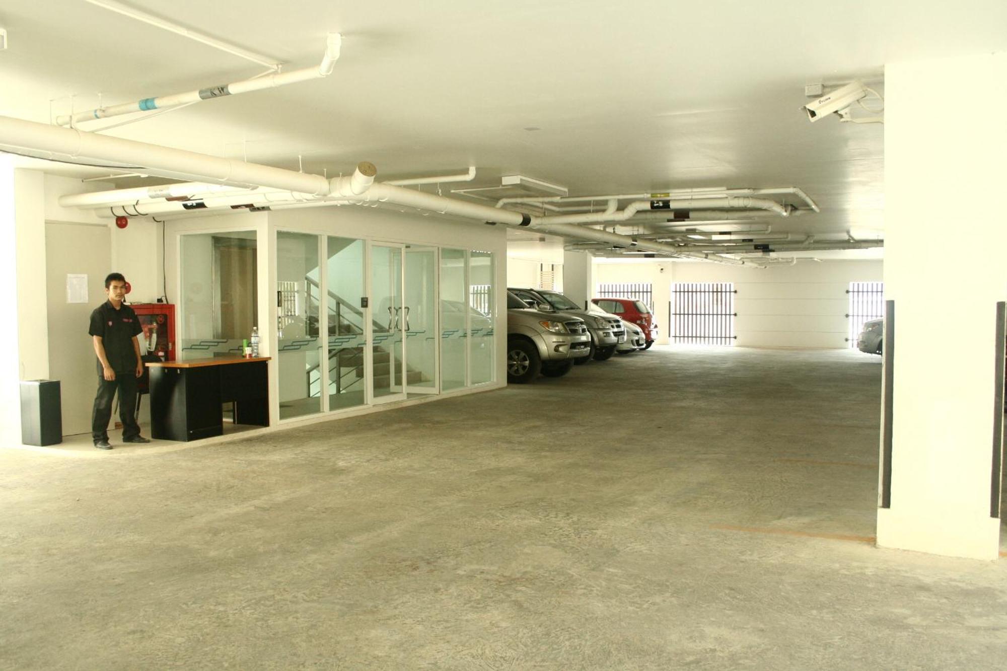 Hotel The Baycliff Residences Patong