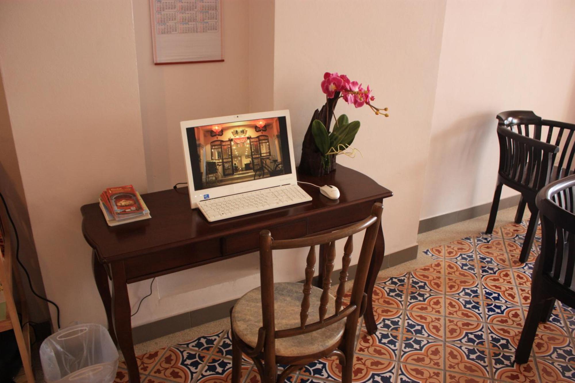 Ming Shou Boutique House