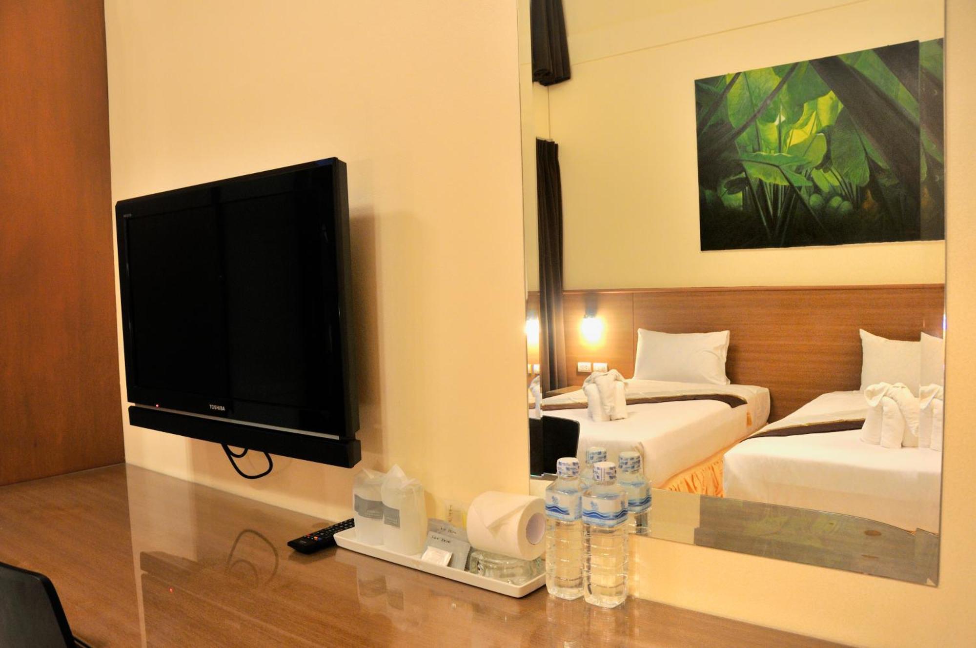 Hotel The Wave Patong Sha