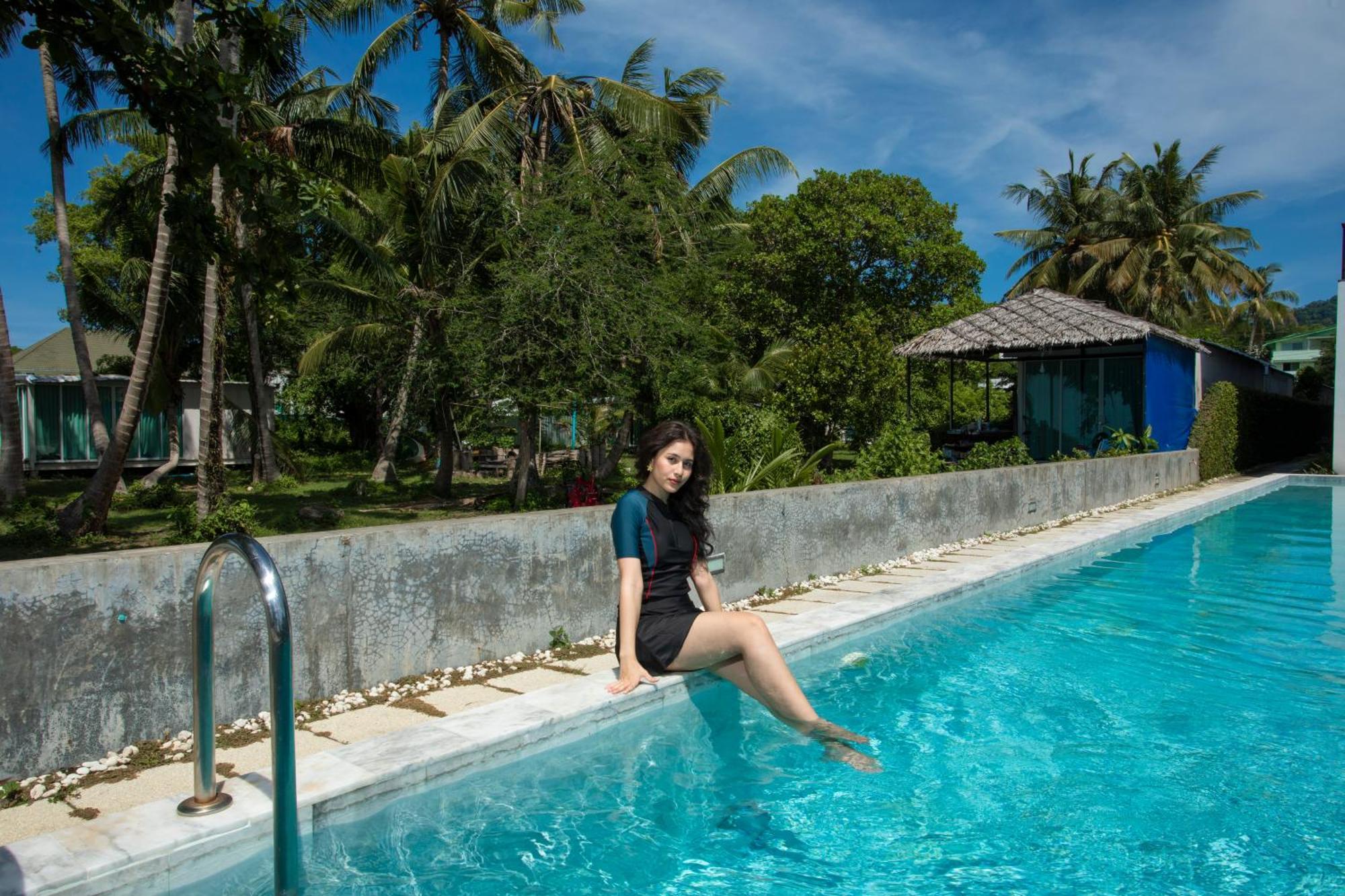 Beachfront Pool Villa-vanilla Phuket