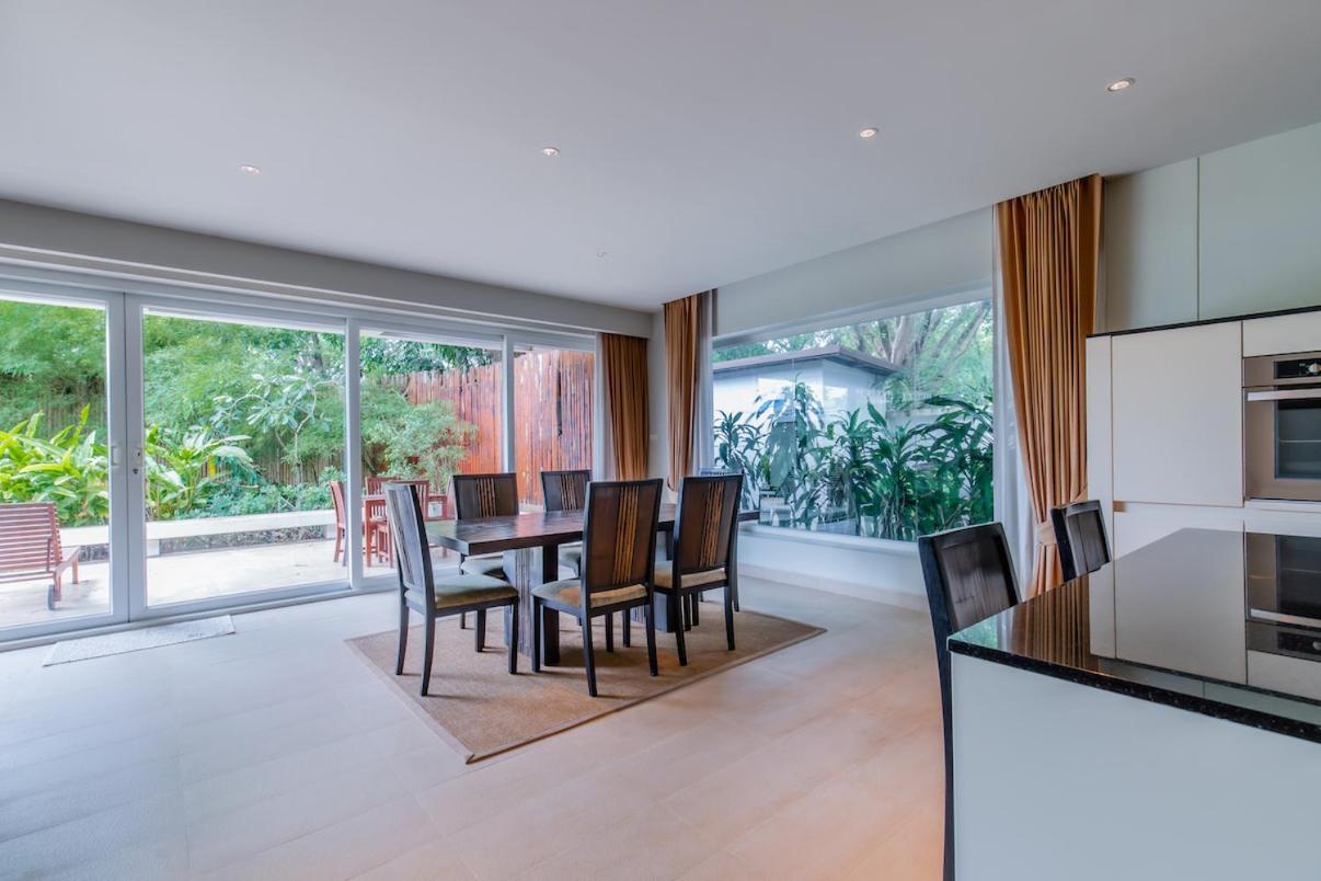 Resort Poppy Beachfront Rawai