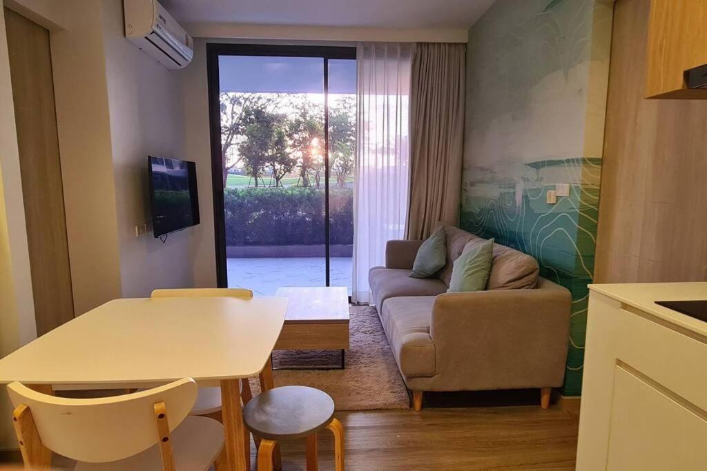 Laguna Skypark, 2 Bedrooms & Large Terrace With Golf View