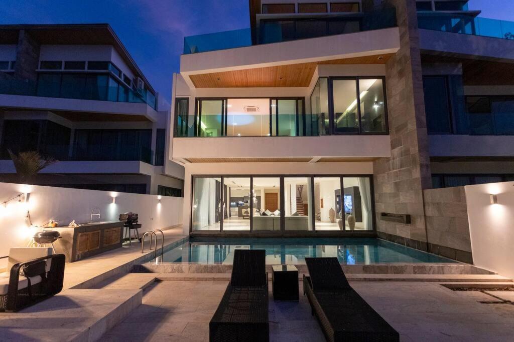 Villa Do Want Luxury Sea Views With Access V38 Ban Saiyuan