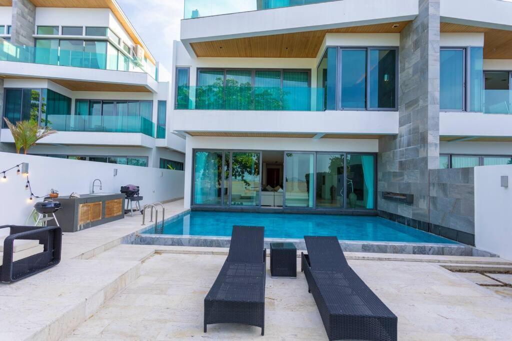 Villa Do Want Luxury Sea Views With Access V38 *