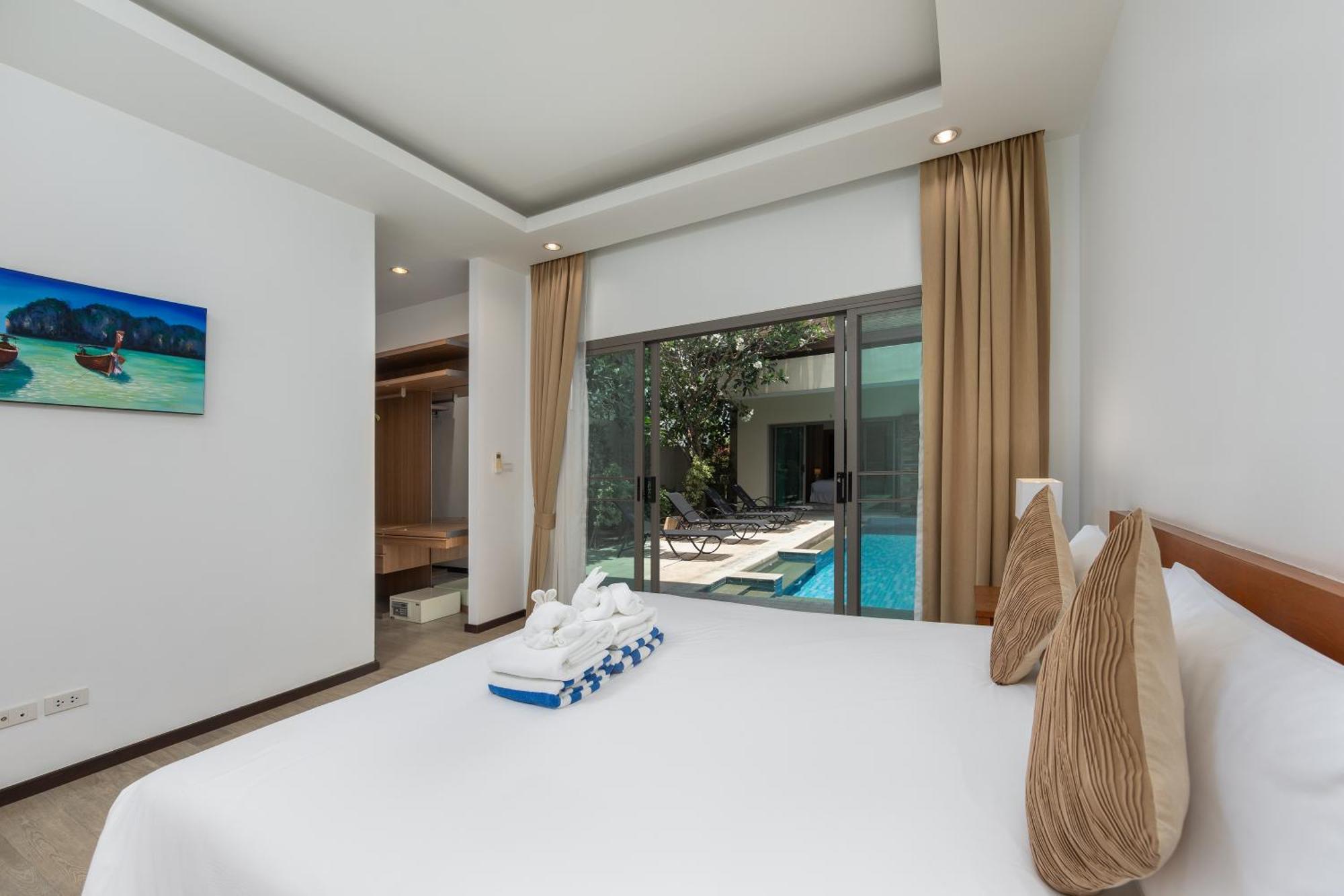 Villa Bond| 3 Bedrooms | Private Pool | 3 Min To Naiharn Beach * Rawai