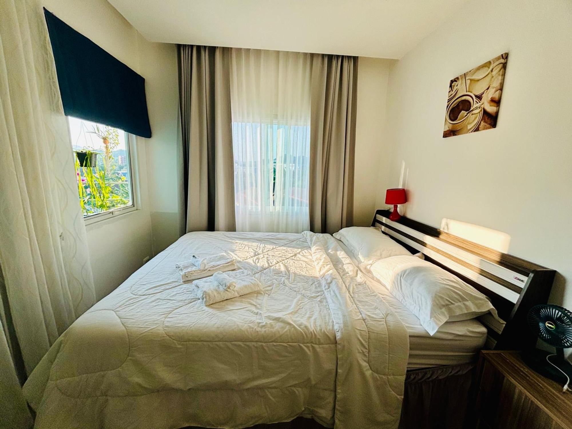 Appartement Naka Condon-52-13泳池高速上网免费停车 Phuket