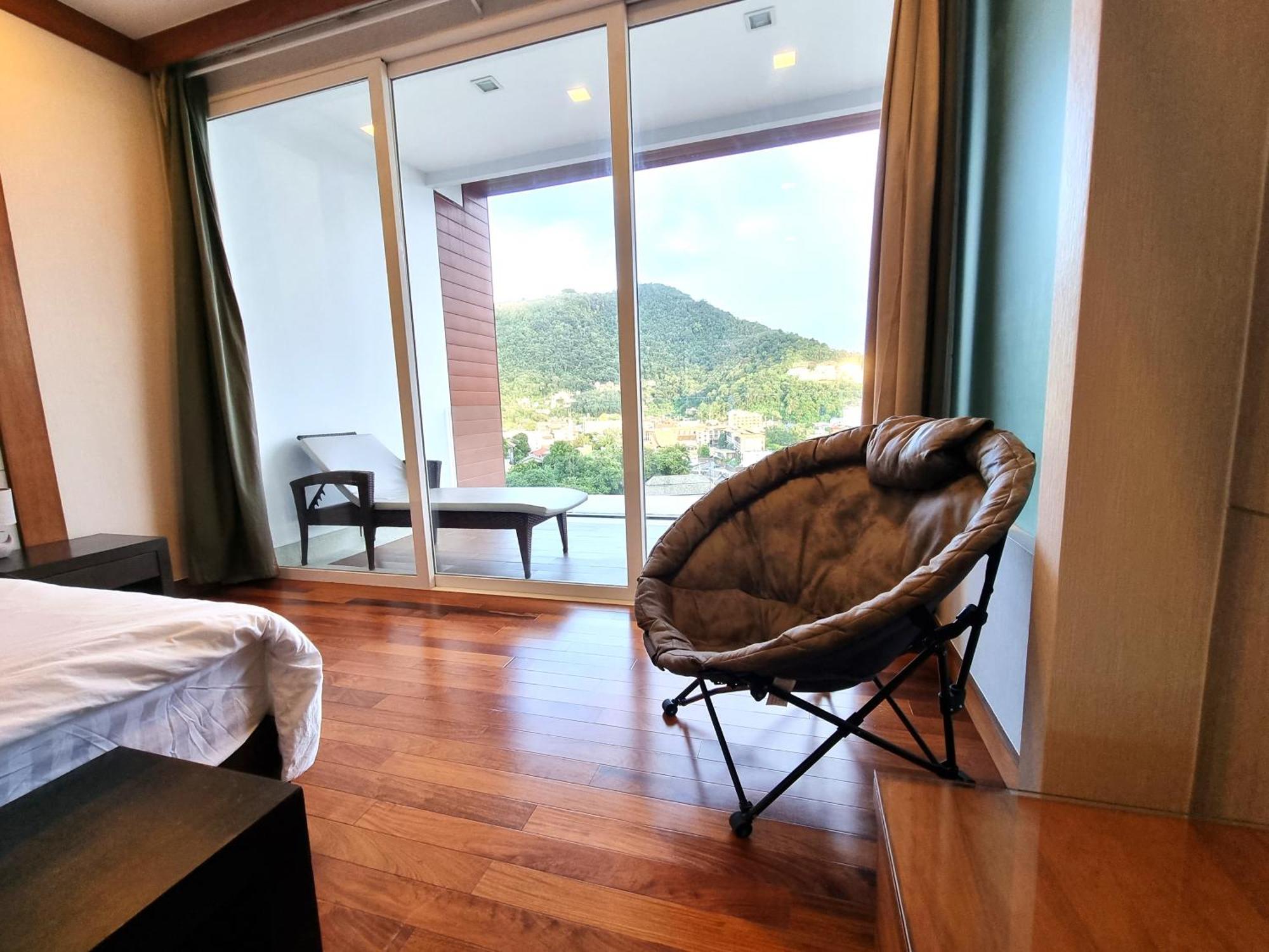 Q Apartment