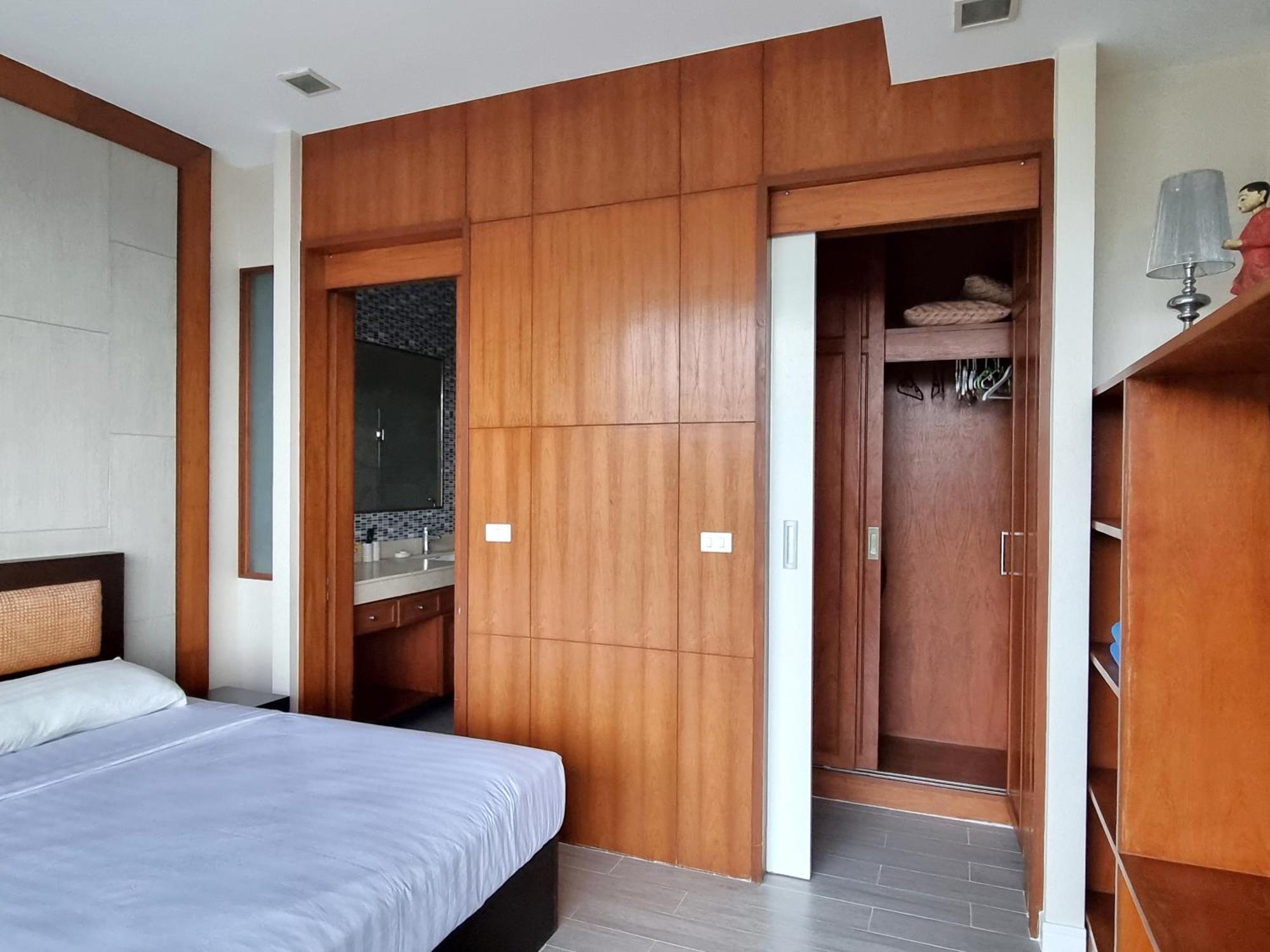 Q Kata Beach (Phuket)