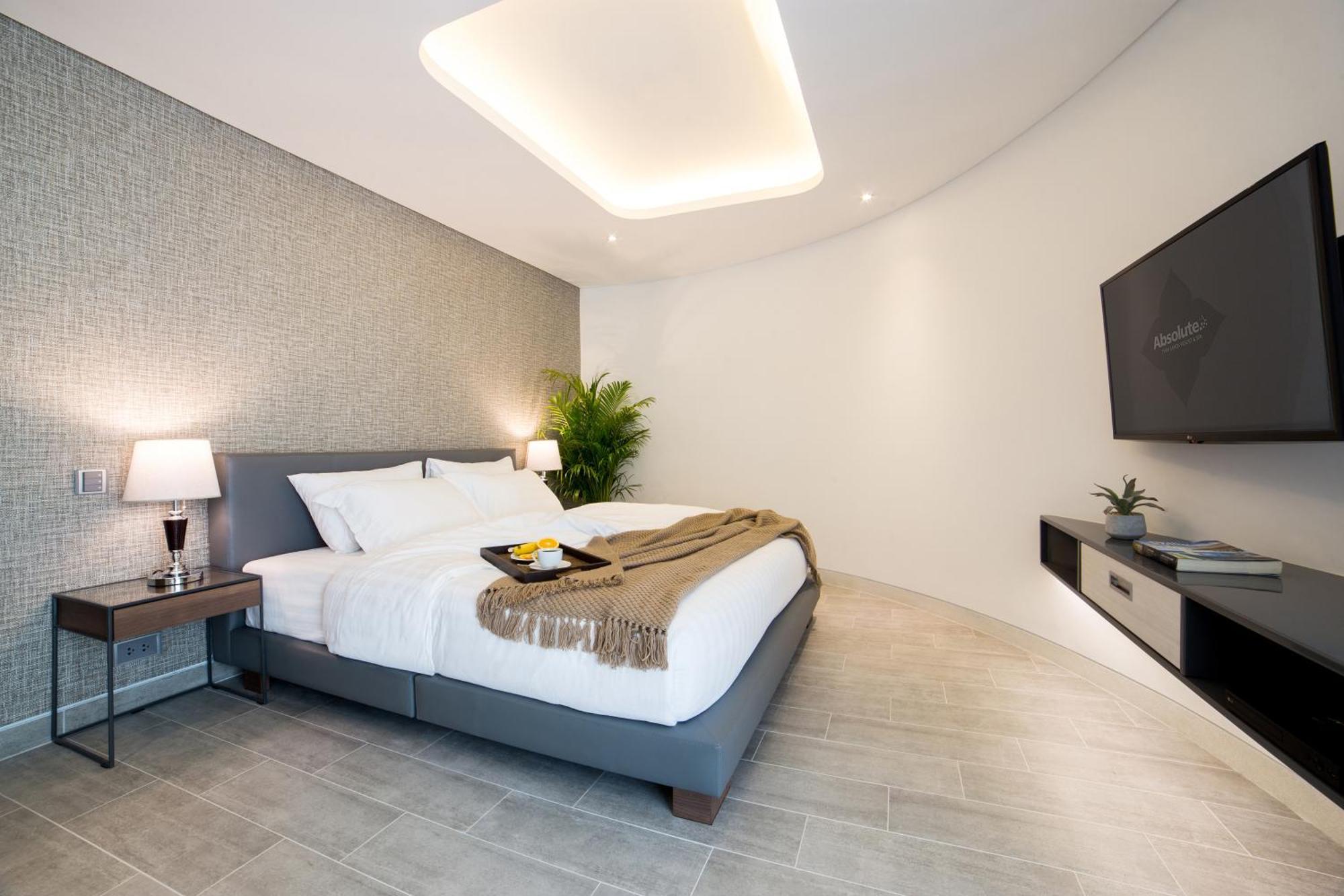 Lets Phuket Twin Sands &