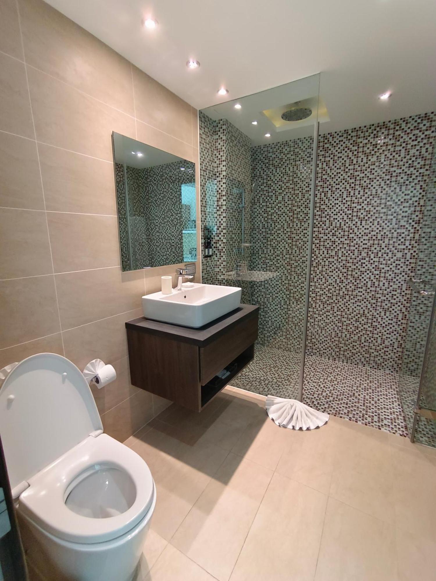 Resort Lets Phuket Twin Sands &