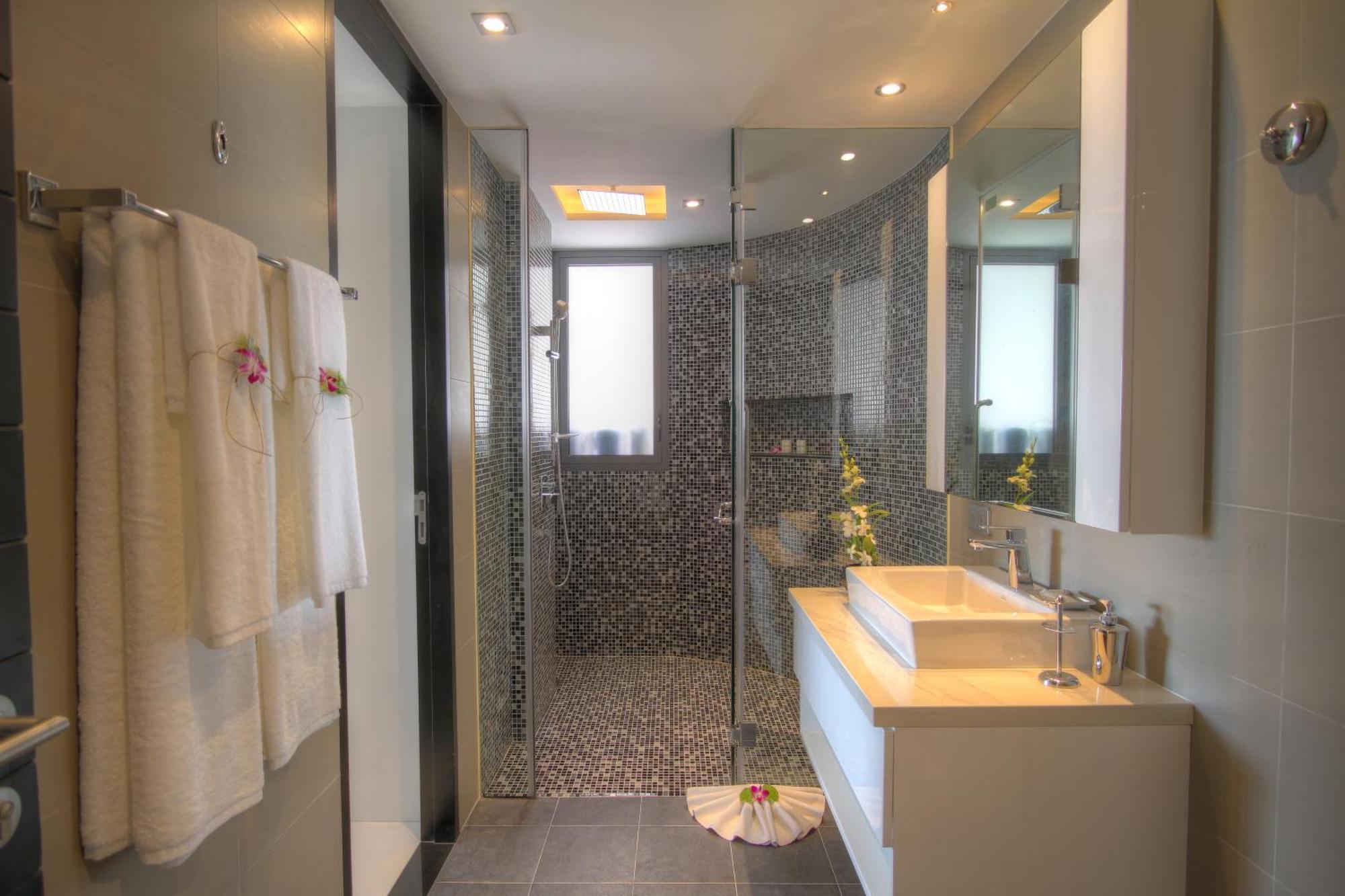 Lets Phuket Twin Sands & Resort Patong