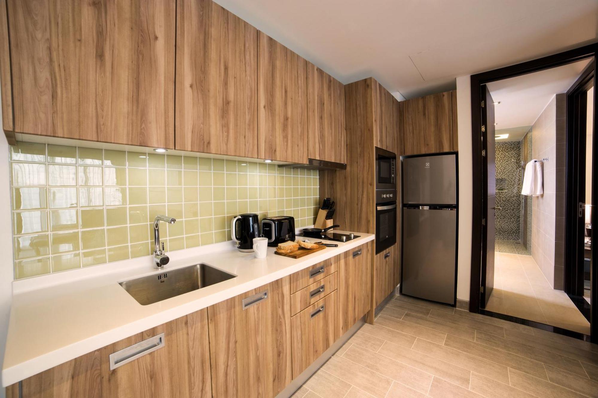 Resort Lets Phuket Twin Sands & *