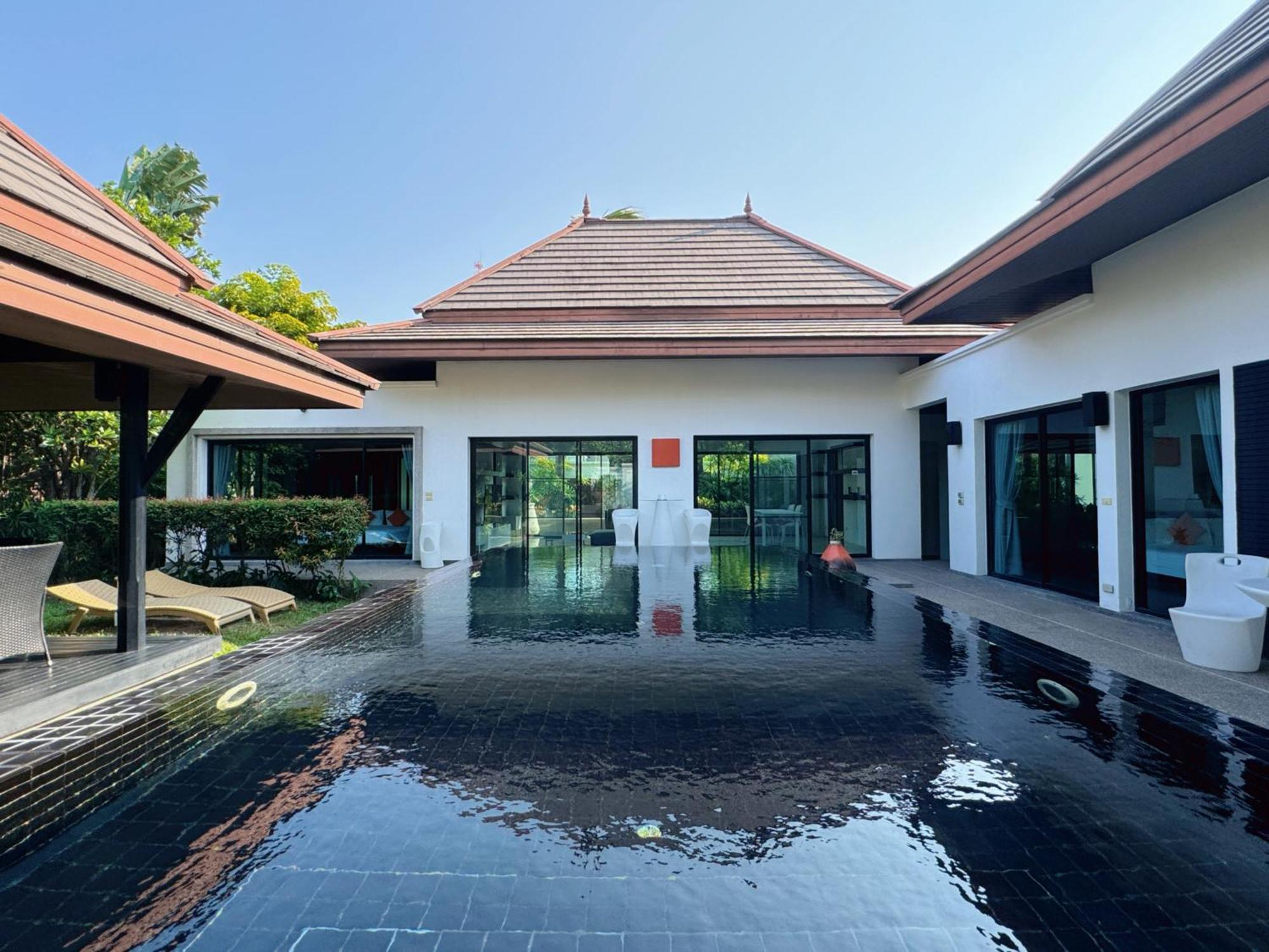 Lovely Tropical Short Walk From Surin Villa *