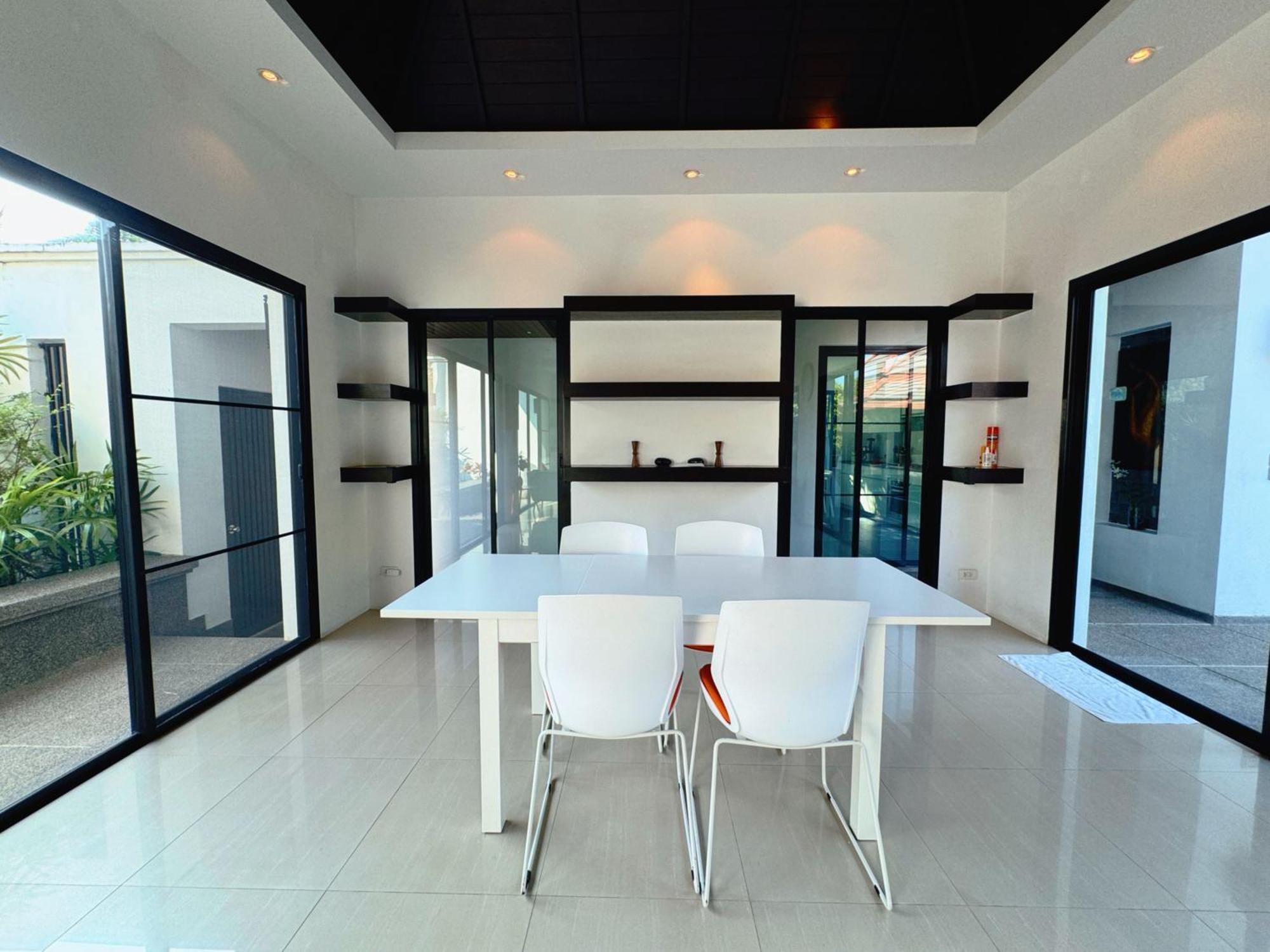 Villa Lovely Tropical Short Walk From Surin *