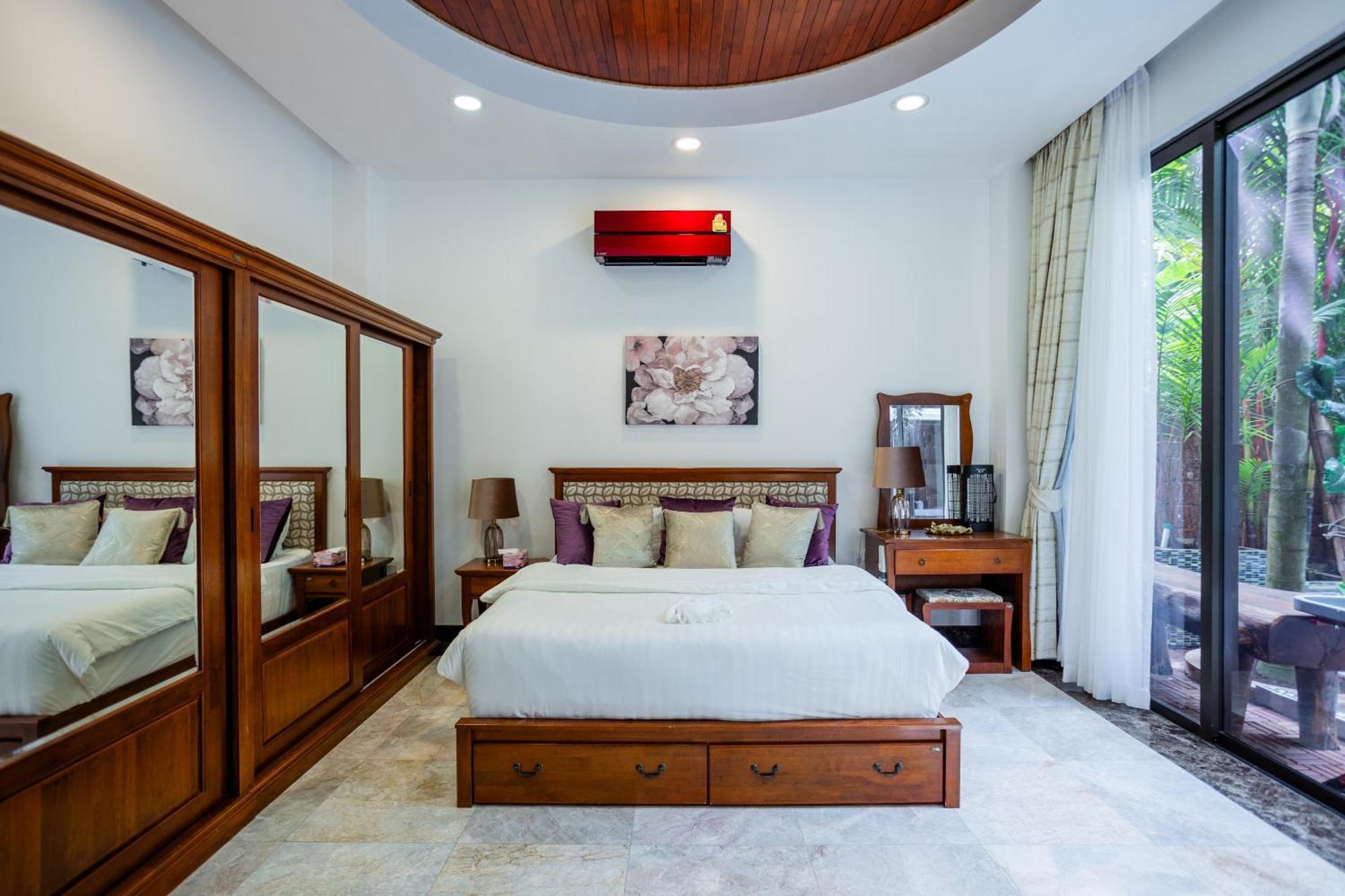 Villa Thassia 2 4 Bedrooms - Nai Harn