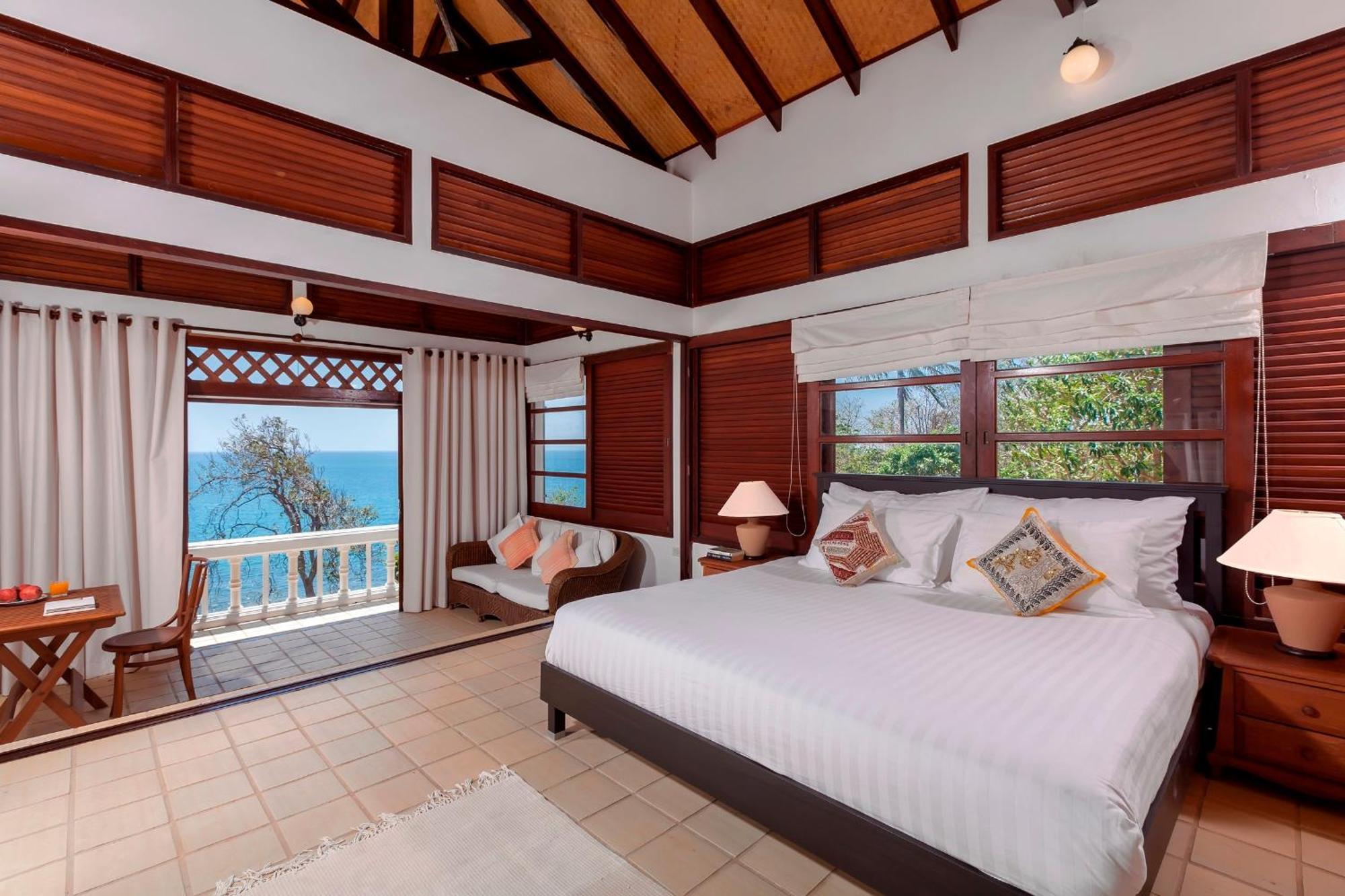 Villa Baan Khunying – Secluded Phuket Beachfront *