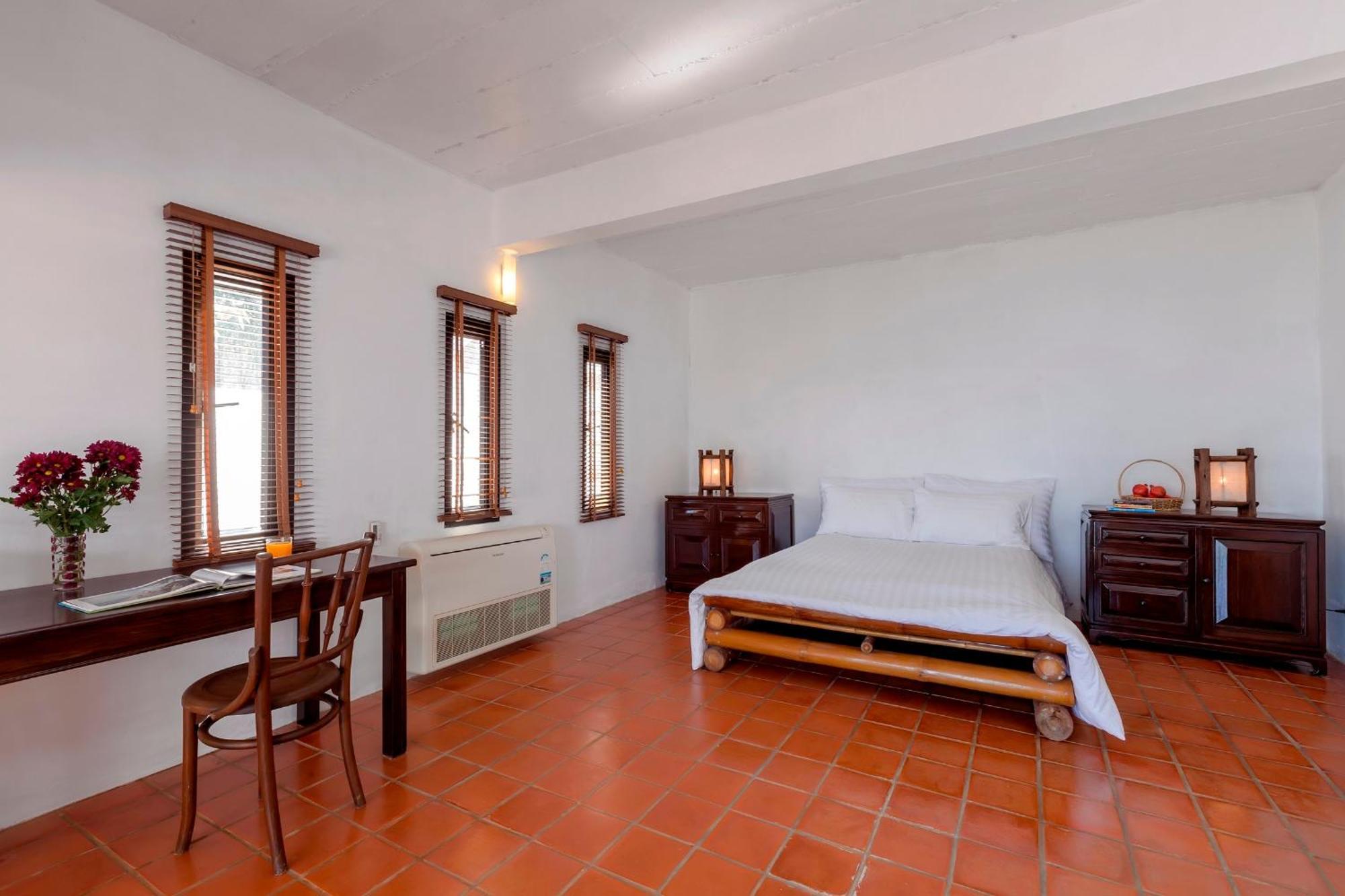 Baan Khunying – Secluded Phuket Beachfront * Rawai