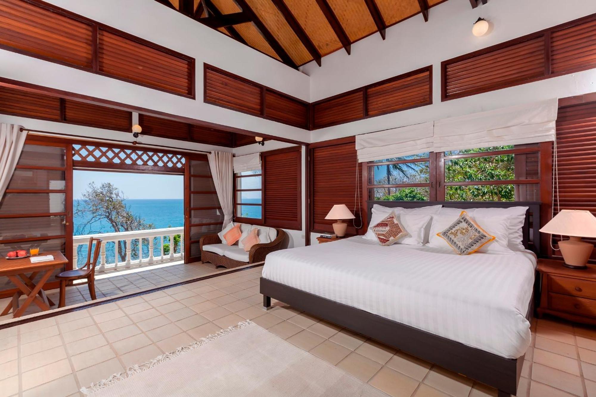 Baan Khunying – Secluded Phuket Beachfront *