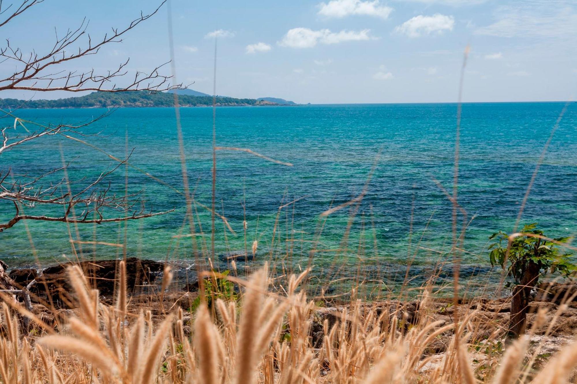 Baan Khunying – Secluded Phuket Beachfront * Rawai