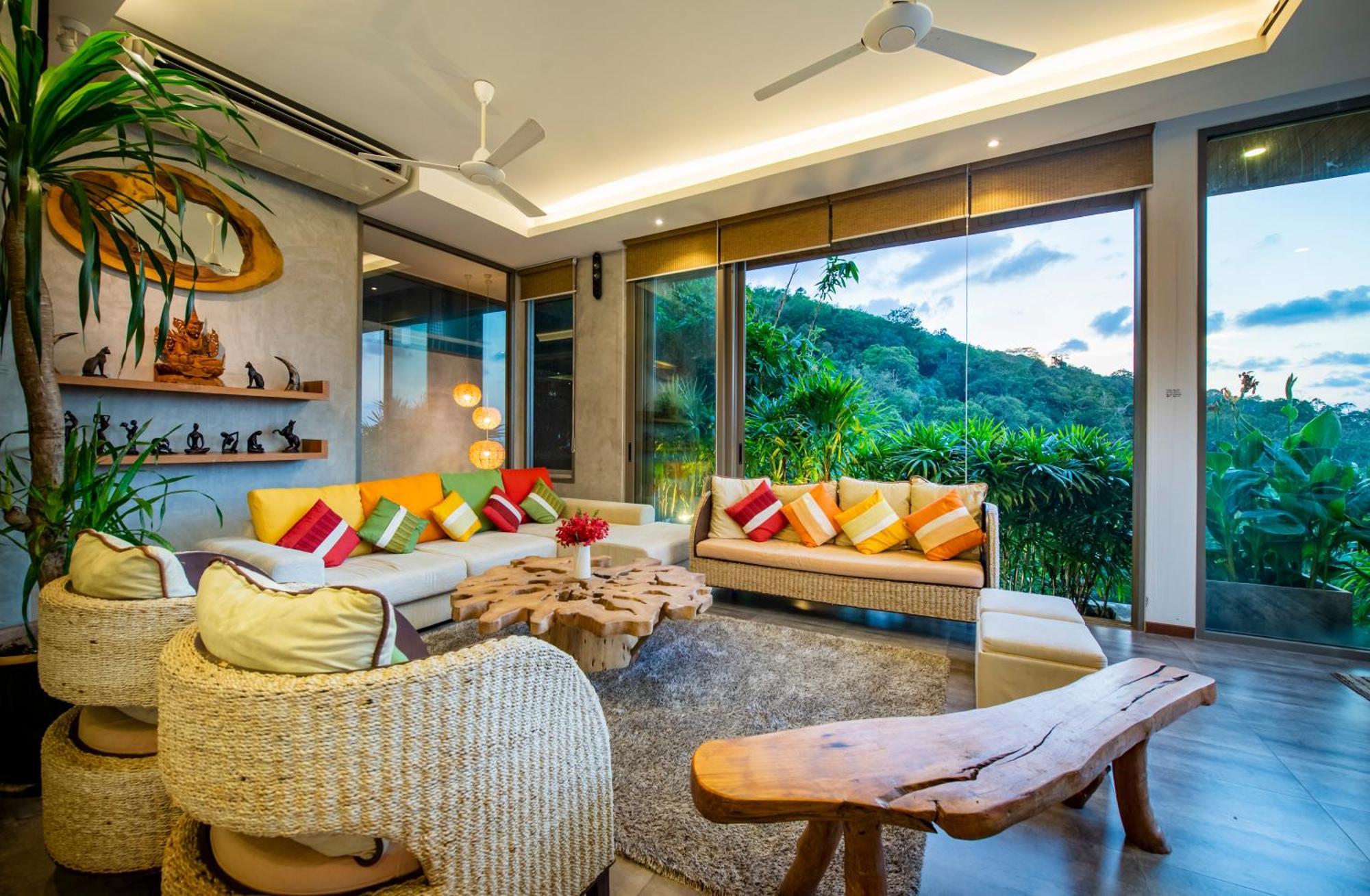 Sea View Villa, Bangtao 4 Bedrooms *