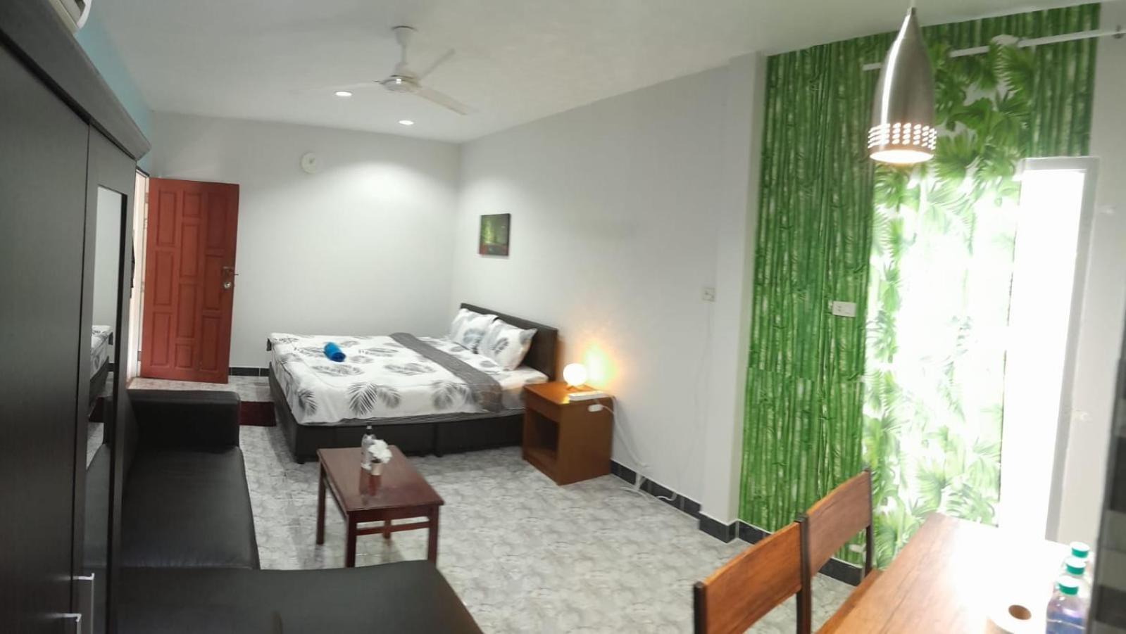 Guest house H&q Bangtao Kitchen *
