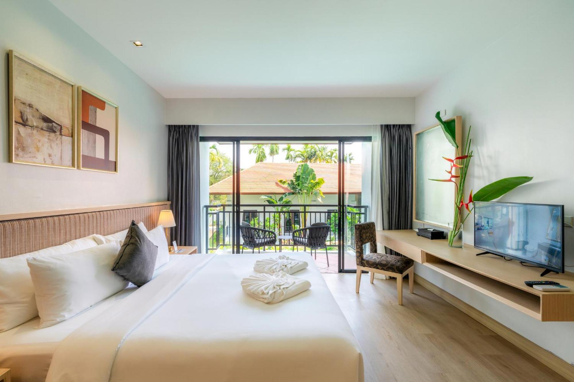 Hotel Estella Phuket 5*