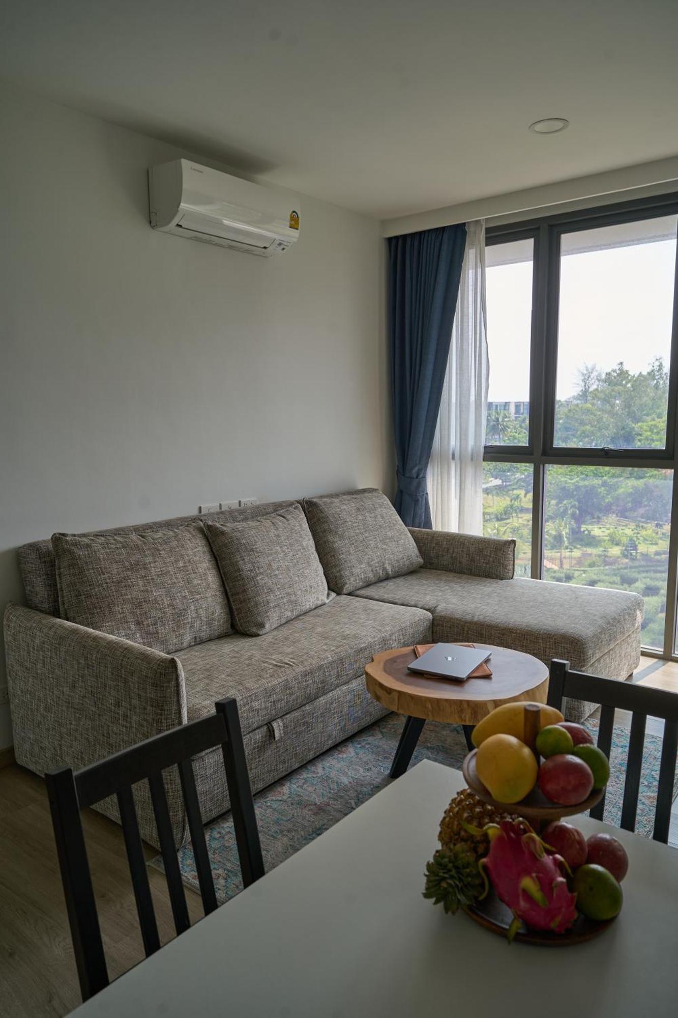 Modern 2-bedroom Garden View In Skypark Laguna * Bang Tao Beach (Phuket)