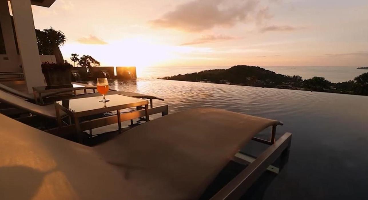 07 - Luxurious Haven With Mesmerizing Views Villa