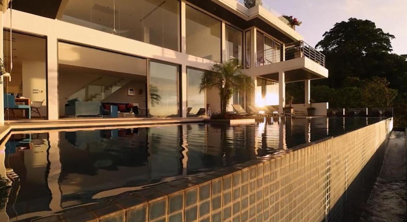 07 - Luxurious Haven With Mesmerizing Views Villa Surin Beach (Phuket)