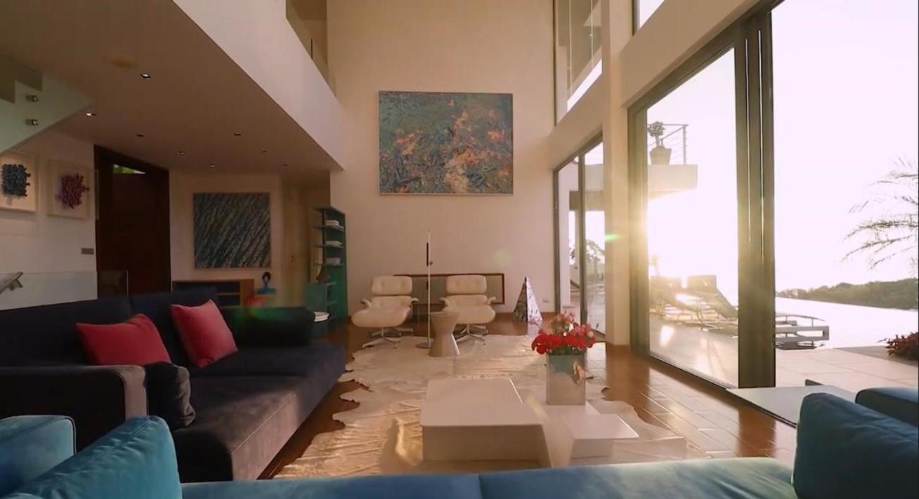 07 - Luxurious Haven With Mesmerizing Views * Surin Beach (Phuket)