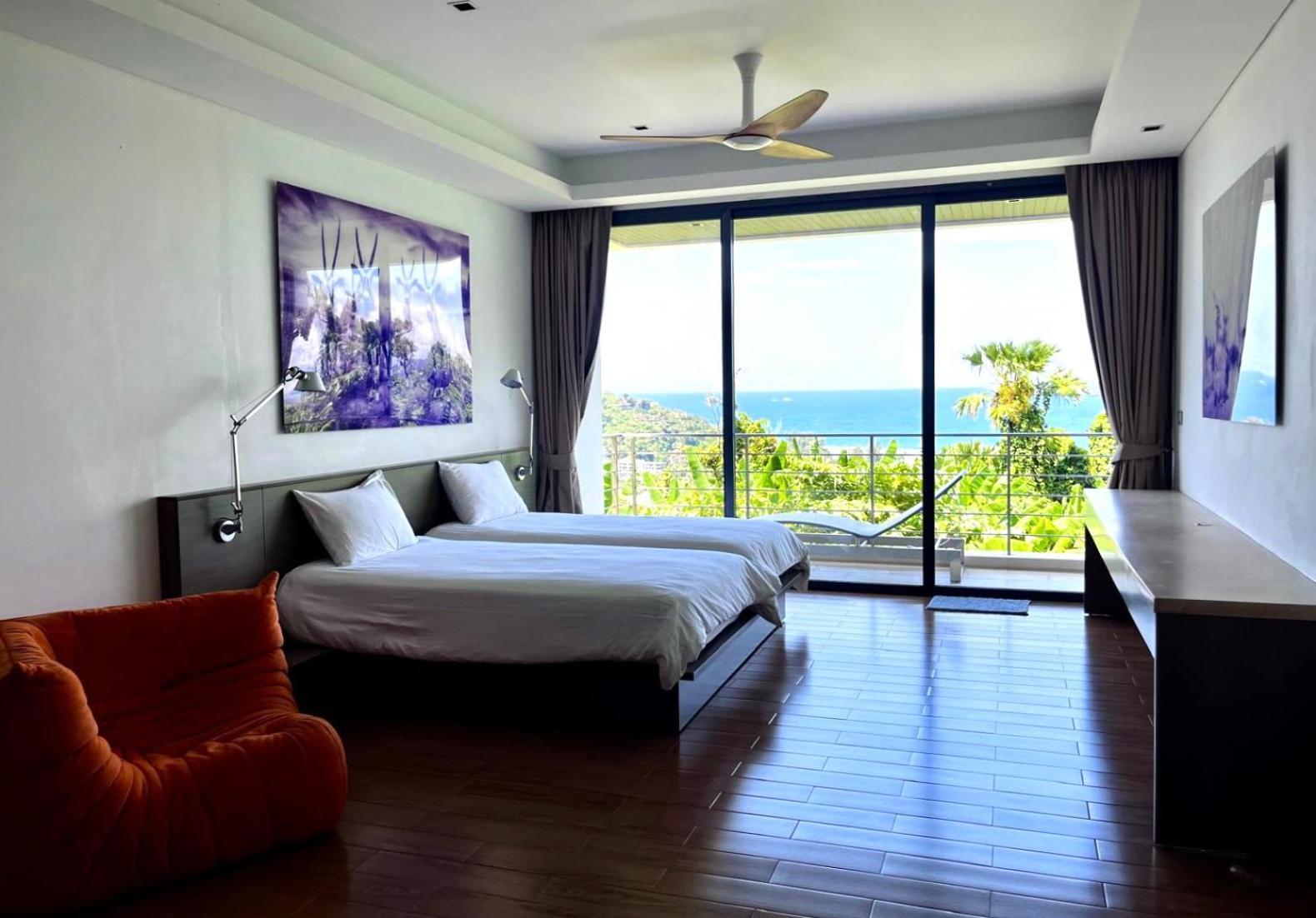 07 - Luxurious Haven With Mesmerizing Views Villa *