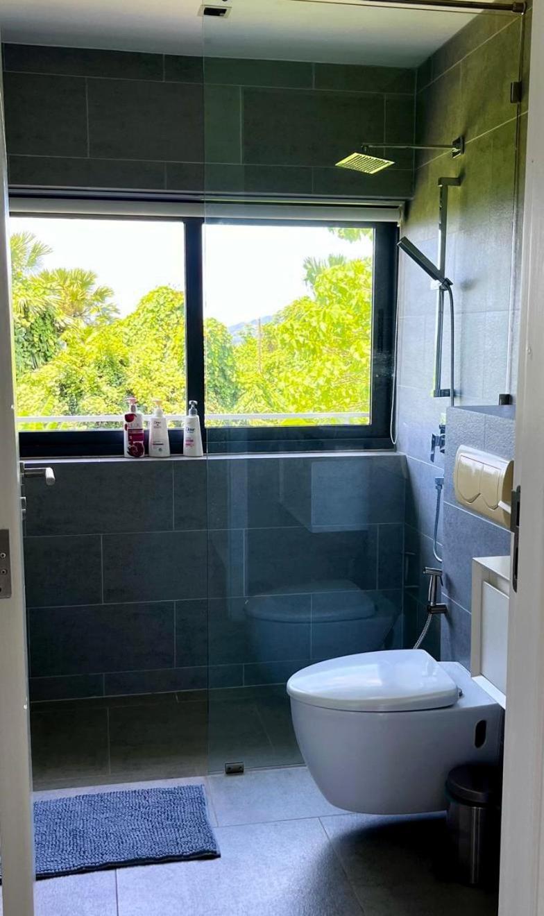 Villa 07 - Luxurious Haven With Mesmerizing Views Surin Beach (Phuket)