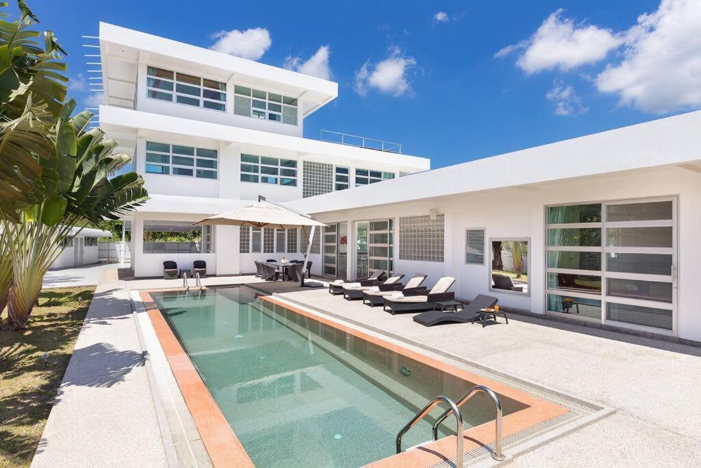 Villa Secluded Paradise Your Exclusive Retreat V82