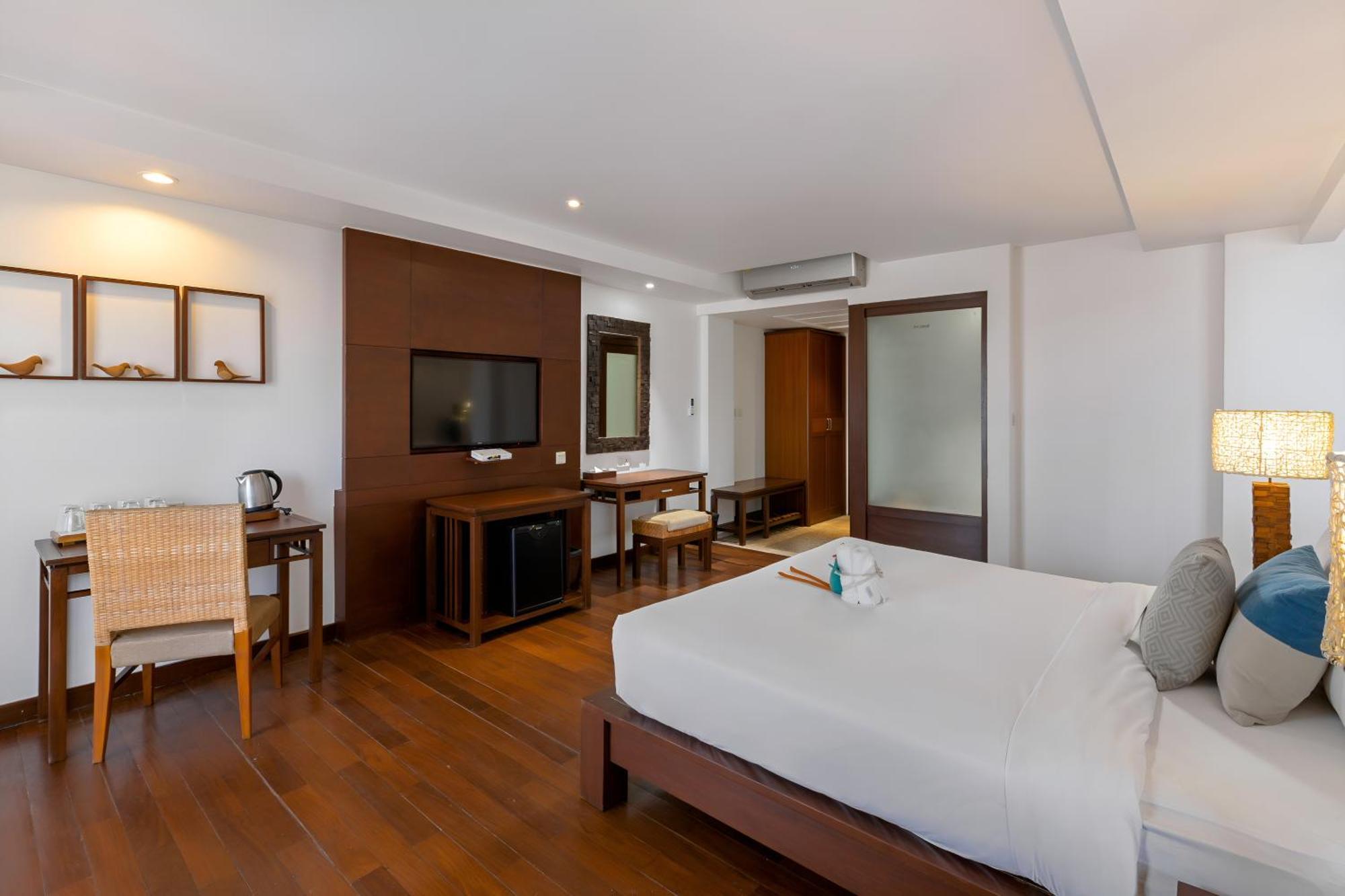 Baan Laimai Beach & Spa - Sha Extra Plus 4* Patong
