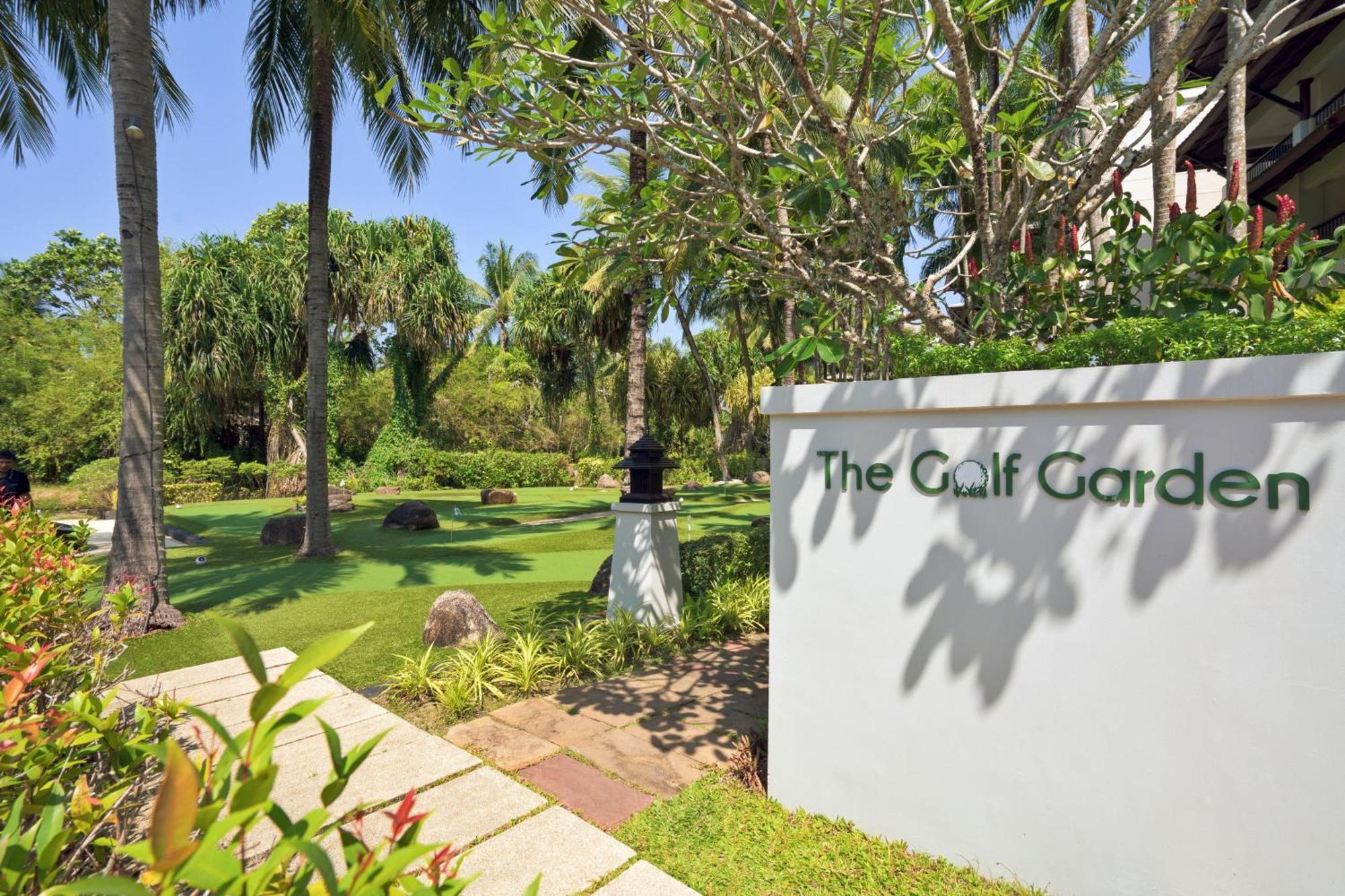 Marriott's - Phuket Hotel
