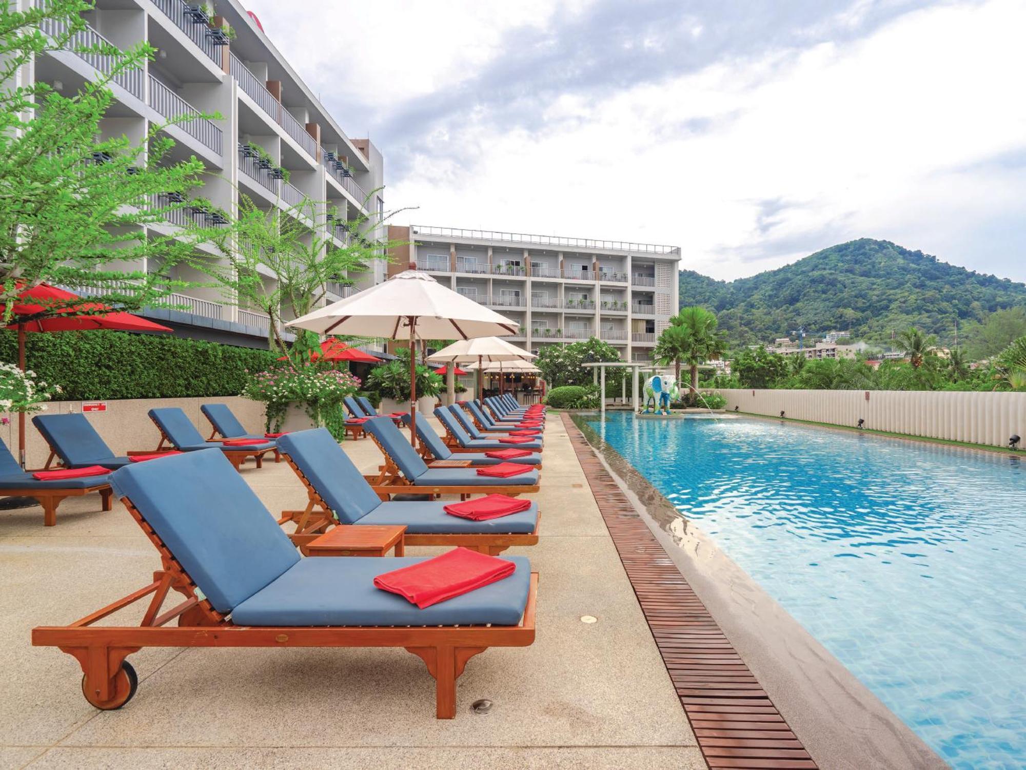 Ramada By Wyndham Phuket Deevana Hotel 4*
