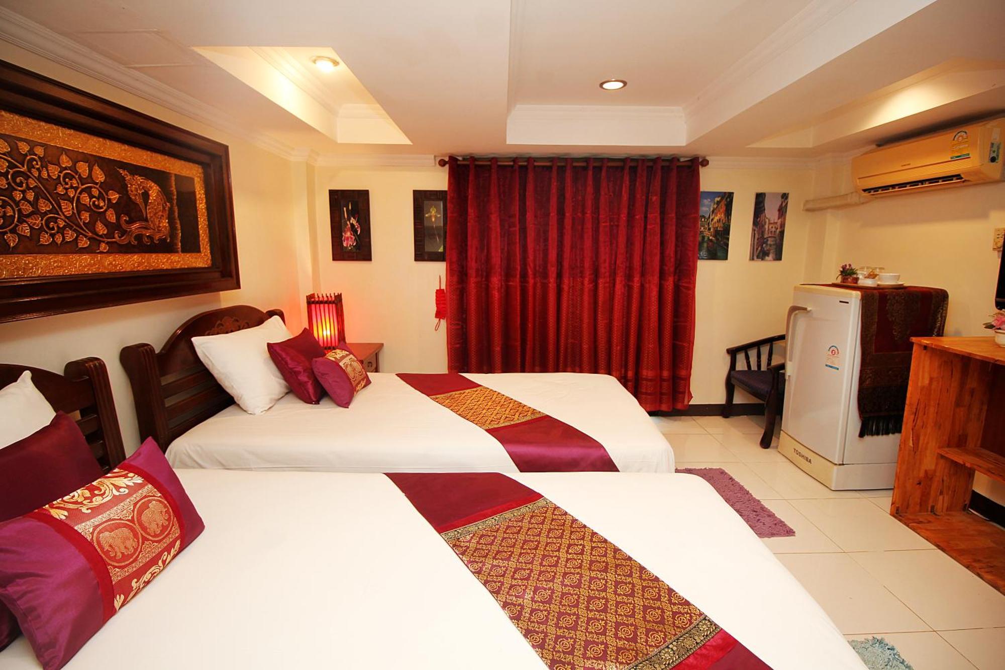 Sky Silk Decoration House 2*