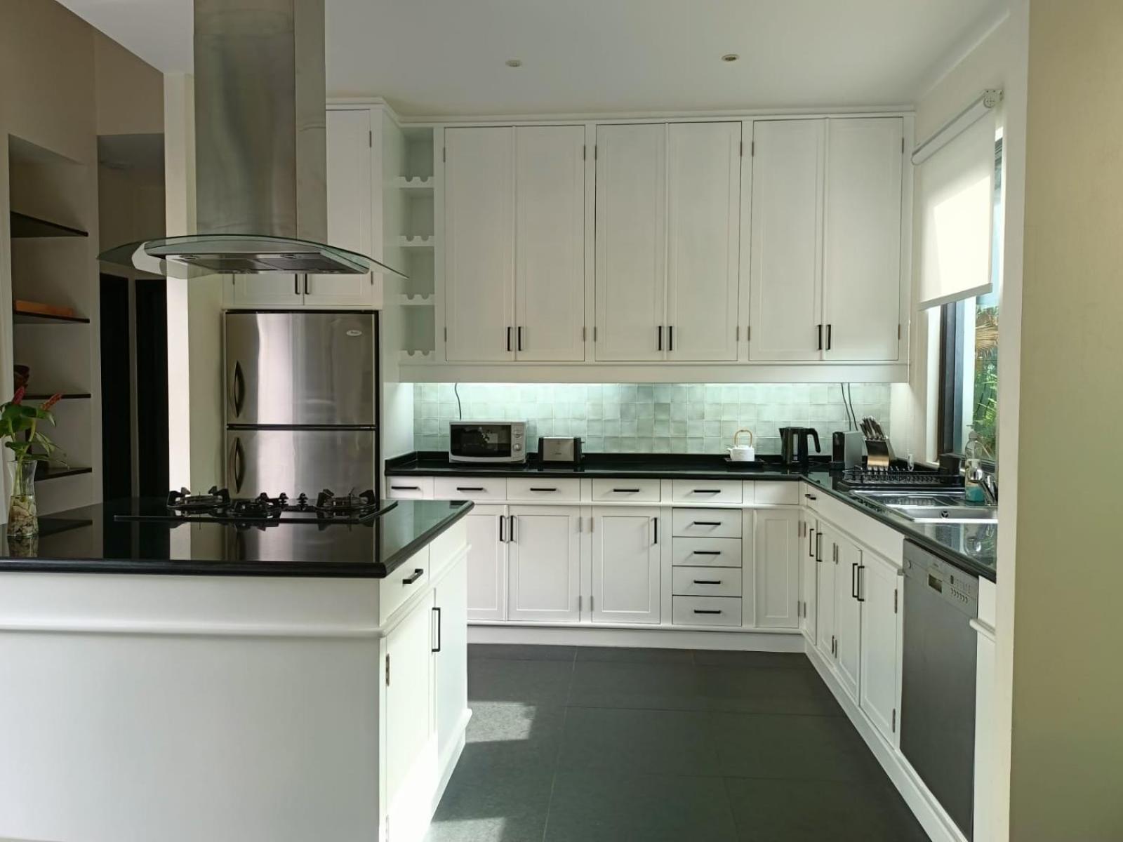 Beautiful Walking Distance From Bangtao *